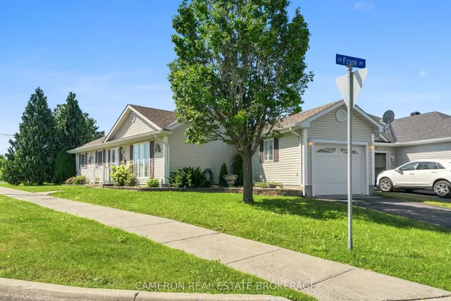 2 Enza Dr, Cornwall 2