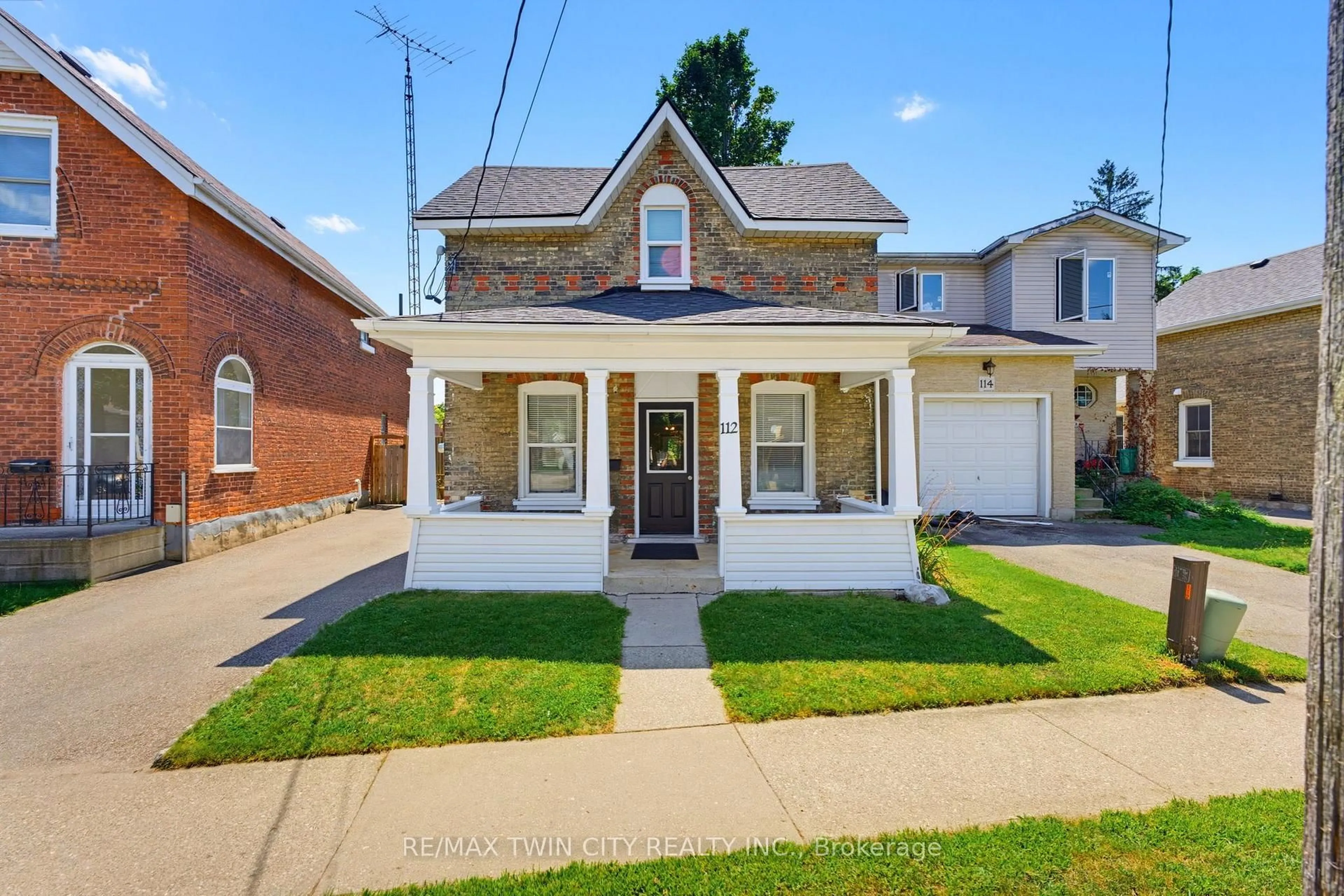 Home with brick exterior material, street for 112 Grand River Ave, Brantford Ontario N3T 4X4