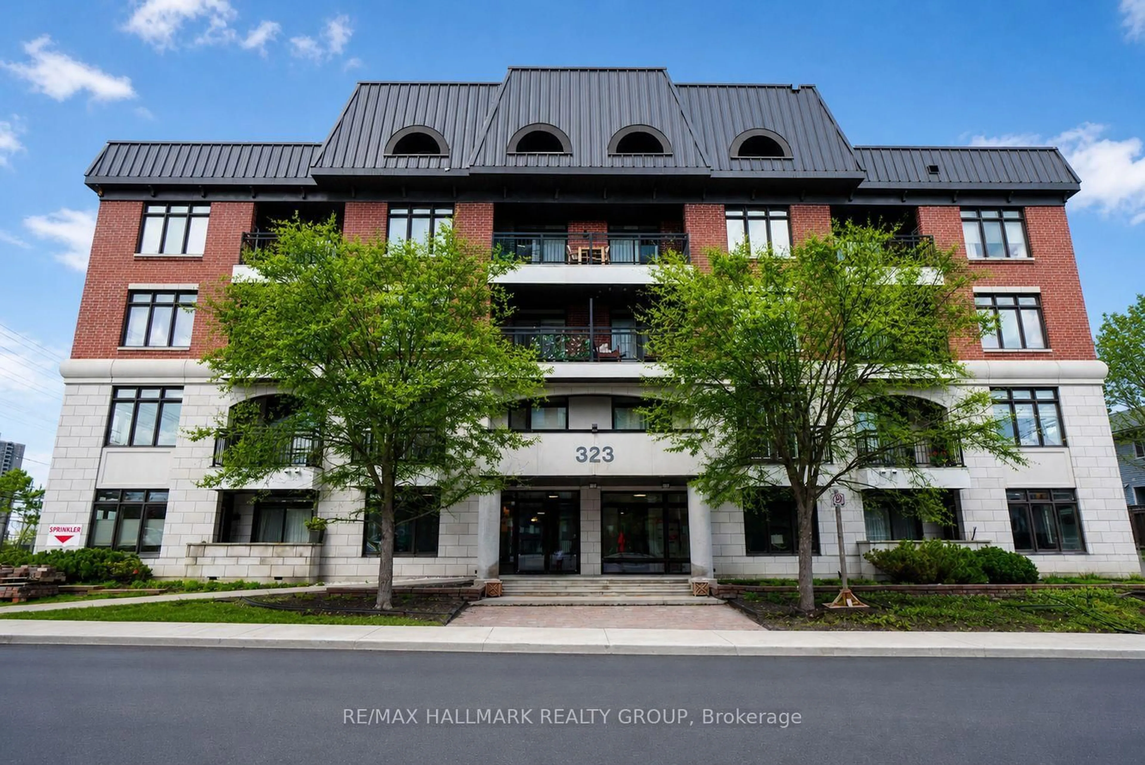 Unknown for 323 Winona Ave #108, Ottawa Ontario K1Z 5H3