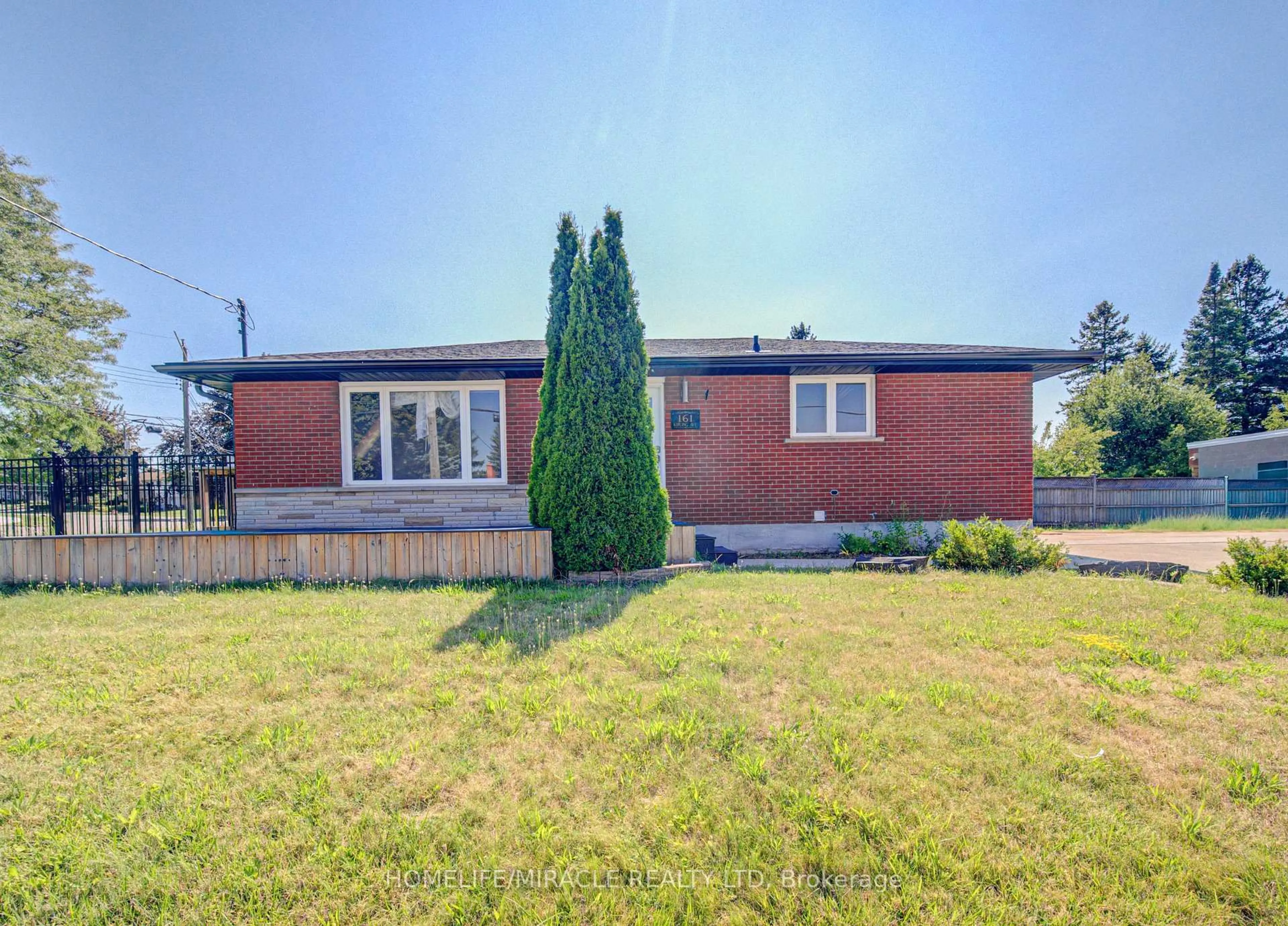 Unknown for 161 Kipling Ave, Kitchener Ontario N2C 2B8