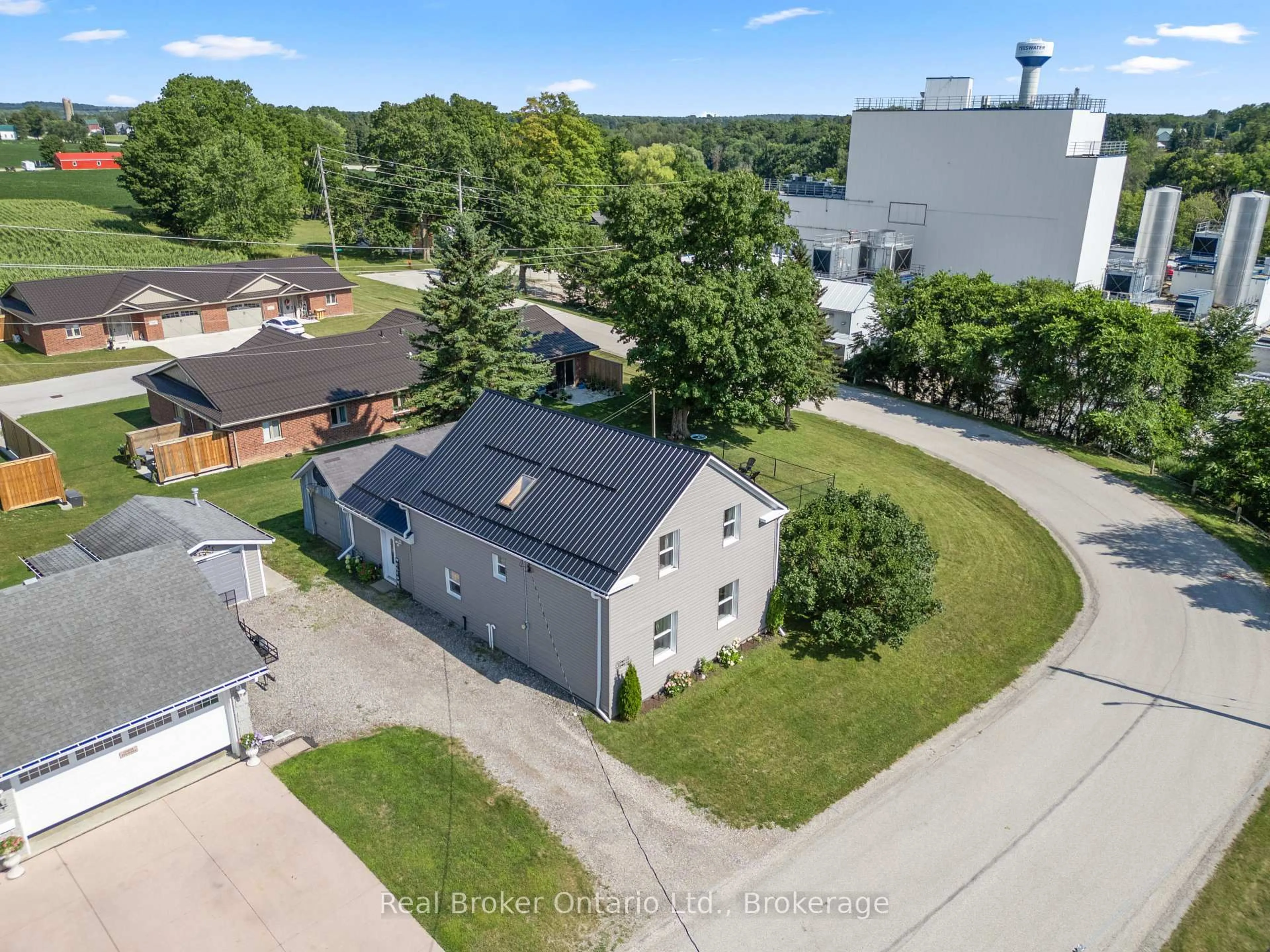 A pic from outside/outdoor area/front of a property/back of a property/a pic from drone, street for 1 Wall St, South Bruce Ontario N0G 2S0