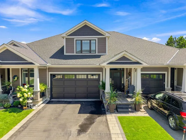 11 Dandurand Crt, Grimsby 2