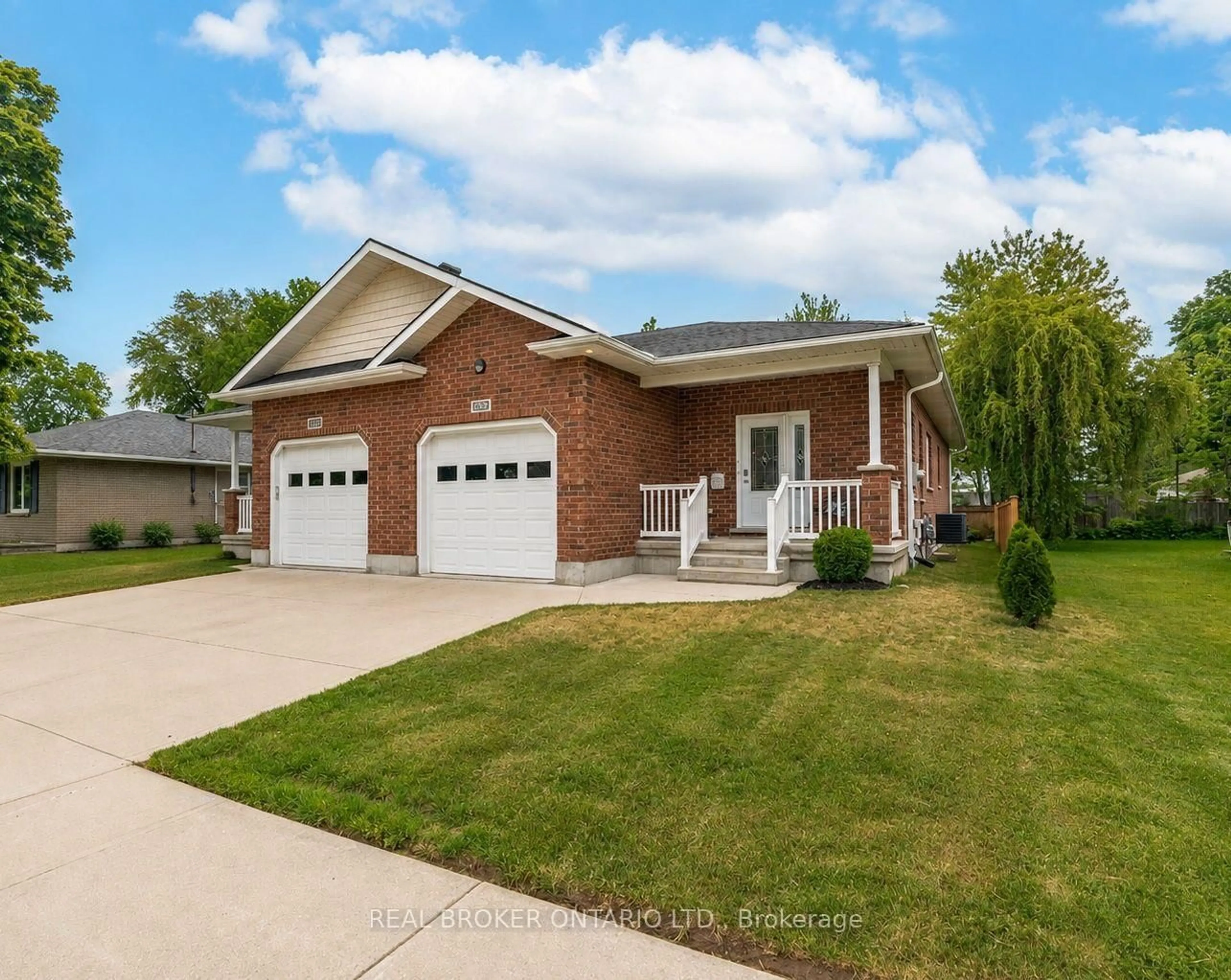 Home with brick exterior material, street for 155 South St, Goderich Ontario N7A 3L9