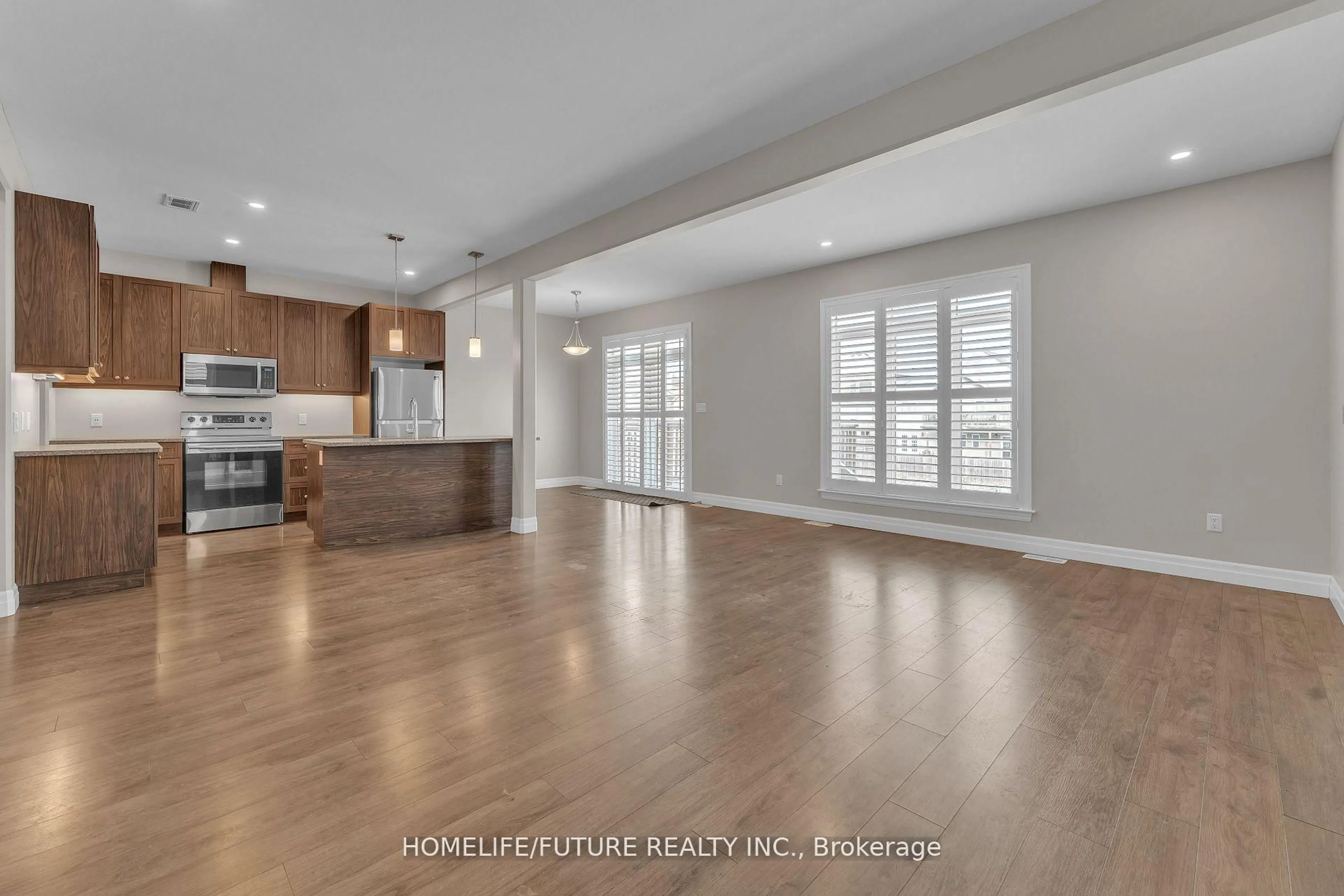 Open concept kitchen, unknown for 1508 Berkshire Dr, Kingston Ontario K7P 0S7