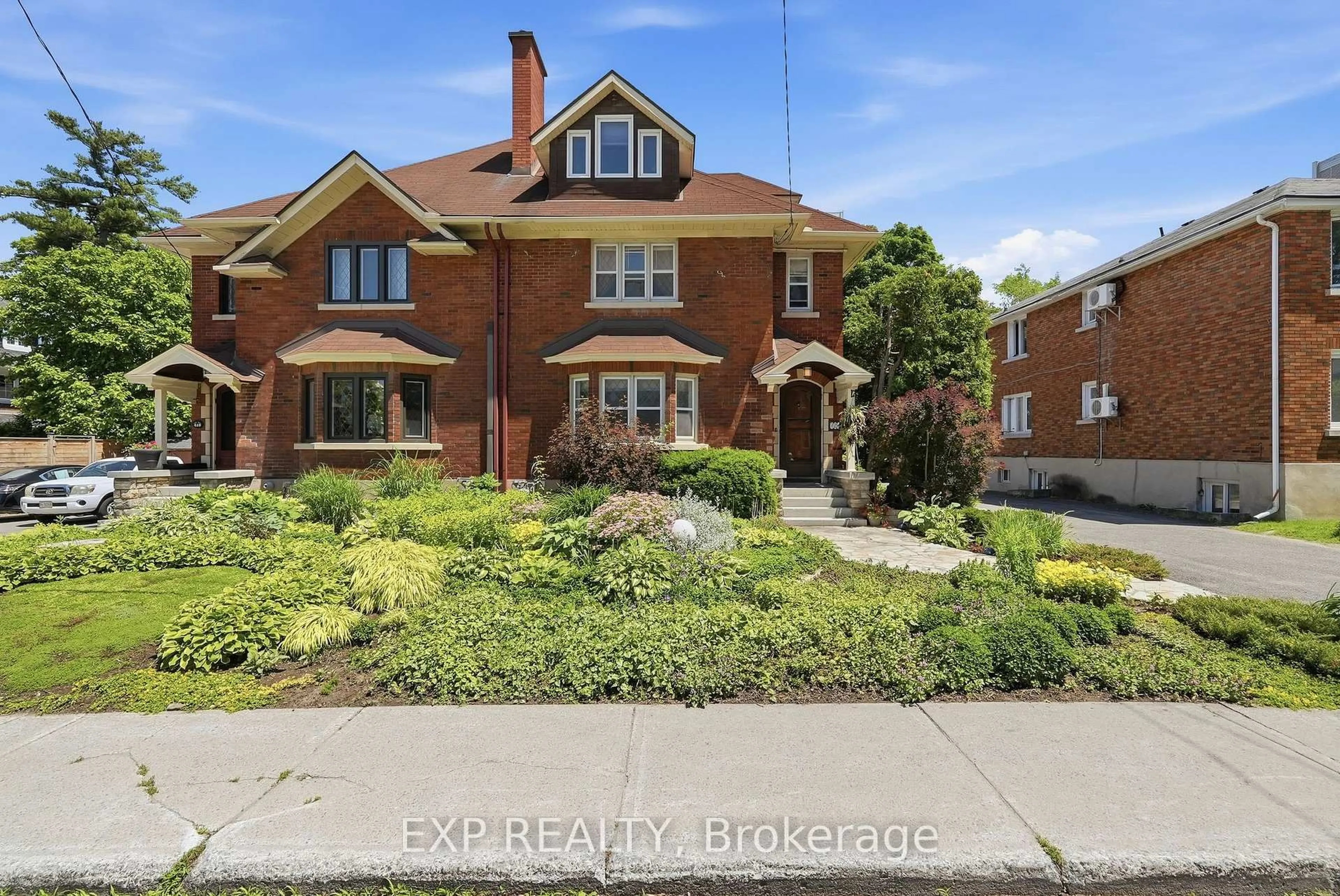Home with brick exterior material, street for 421 Hamilton Ave, Ottawa Ontario K1Y 1E2