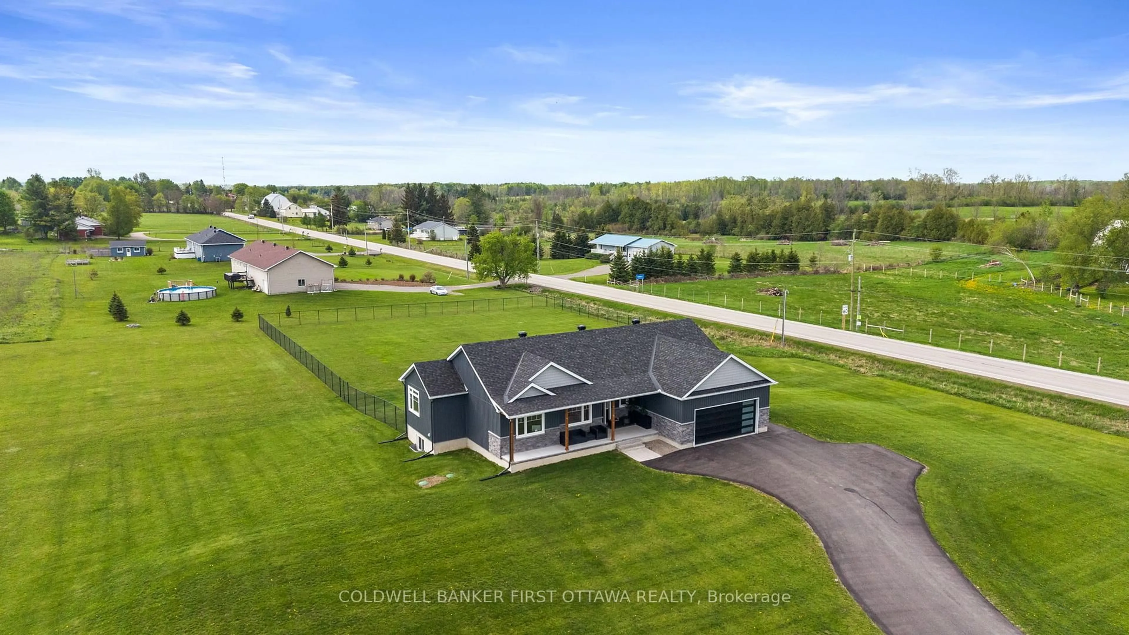 A pic from outside/outdoor area/front of a property/back of a property/a pic from drone, water/lake/river/ocean view for 1027 MATHESON Dr, Smiths Falls Ontario K7A 5B8