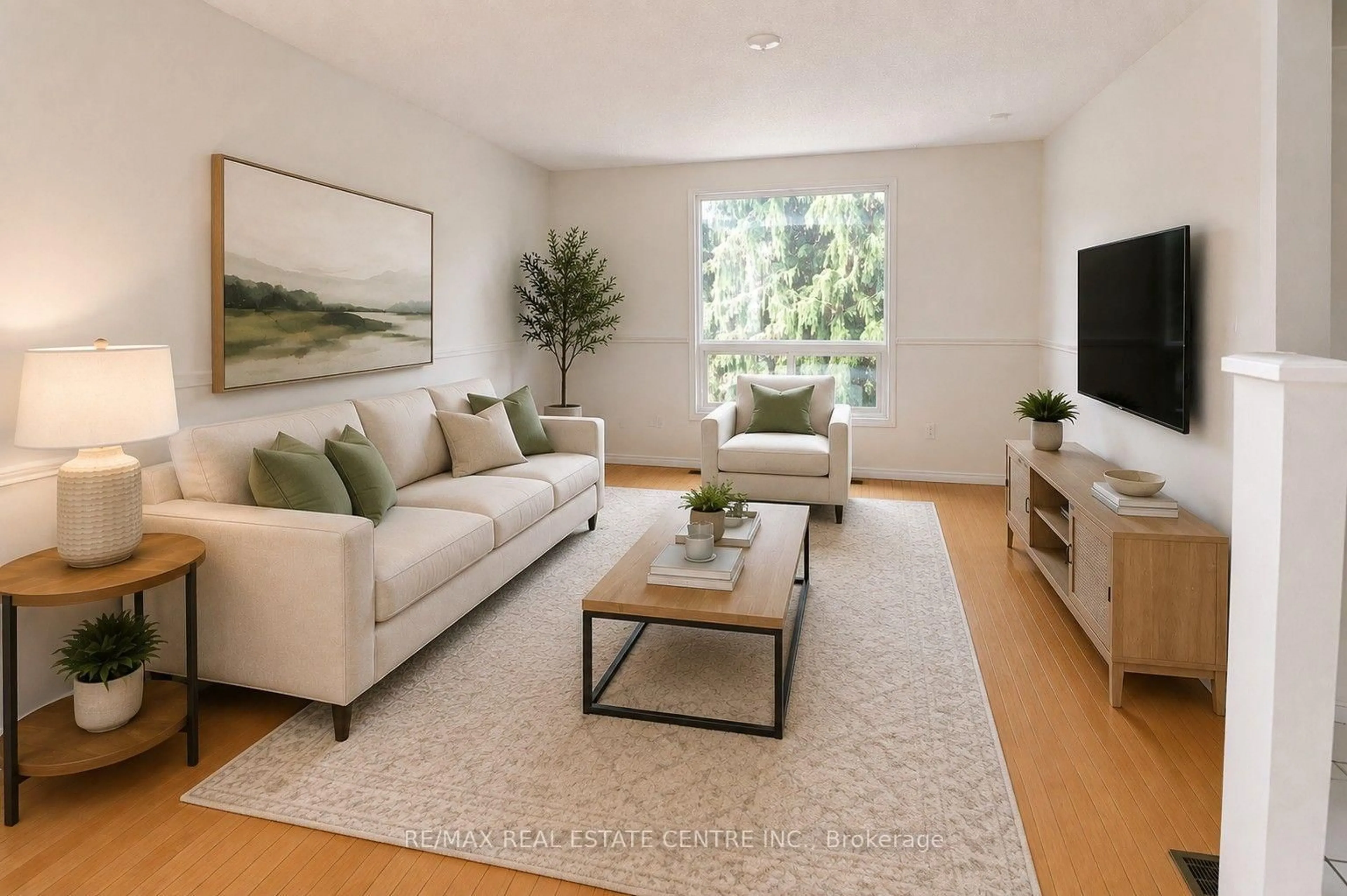 Living room with furniture, unknown for 82 Elmwood Ave, Cambridge Ontario N1R 4Y4