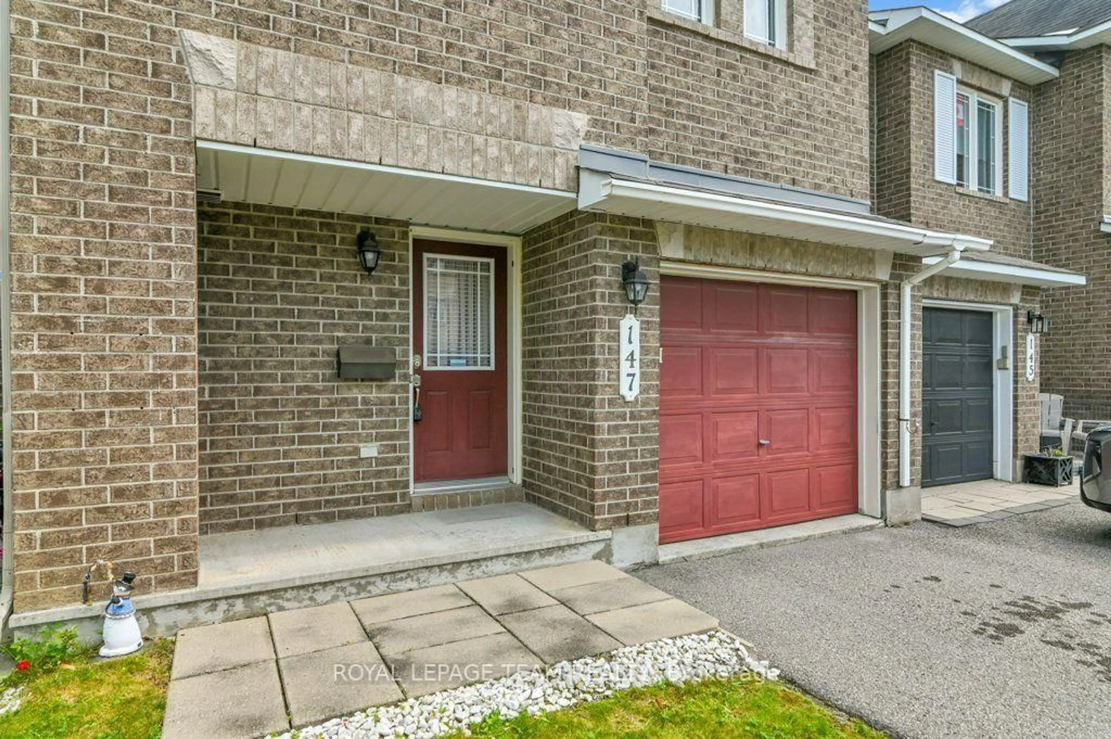 Unknown for 147 Sorento St, Ottawa Ontario K2J 0B2