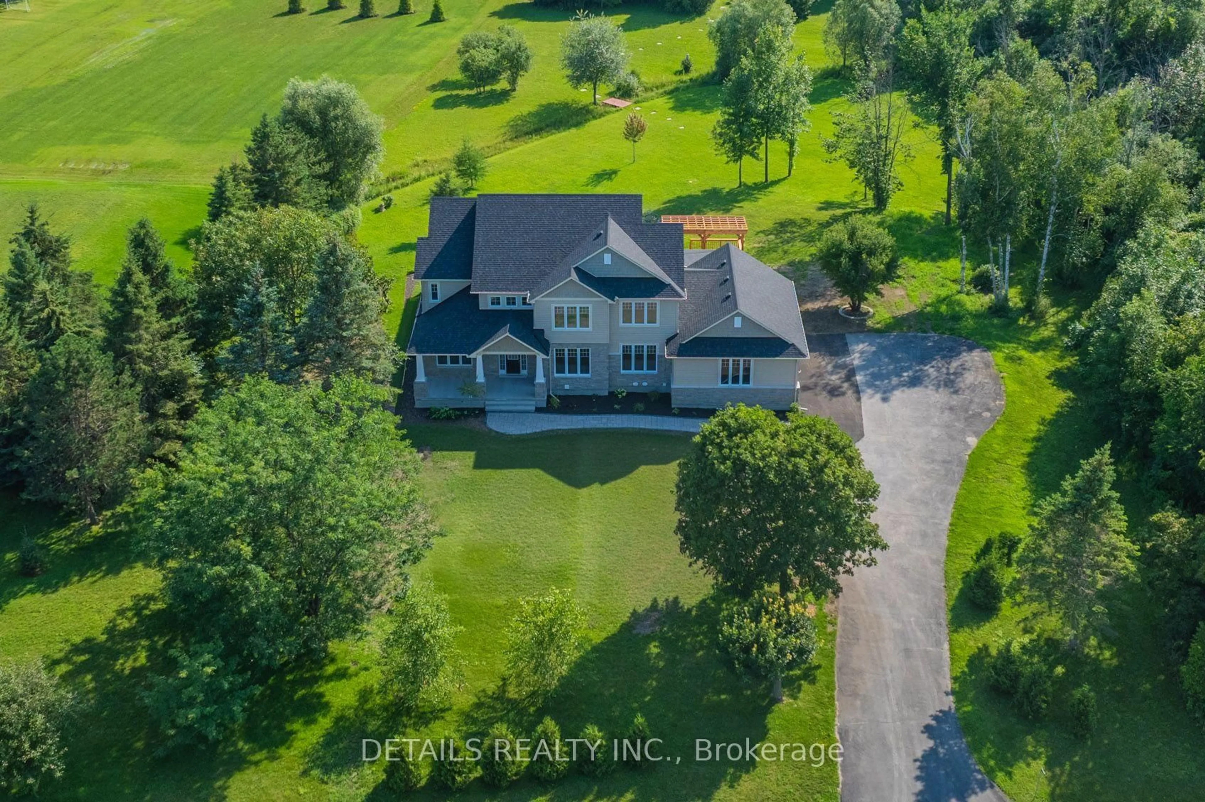 A pic from outside/outdoor area/front of a property/back of a property/a pic from drone, water/lake/river/ocean view for 28 Ridingview Cres, Ottawa Ontario K2S 1W3