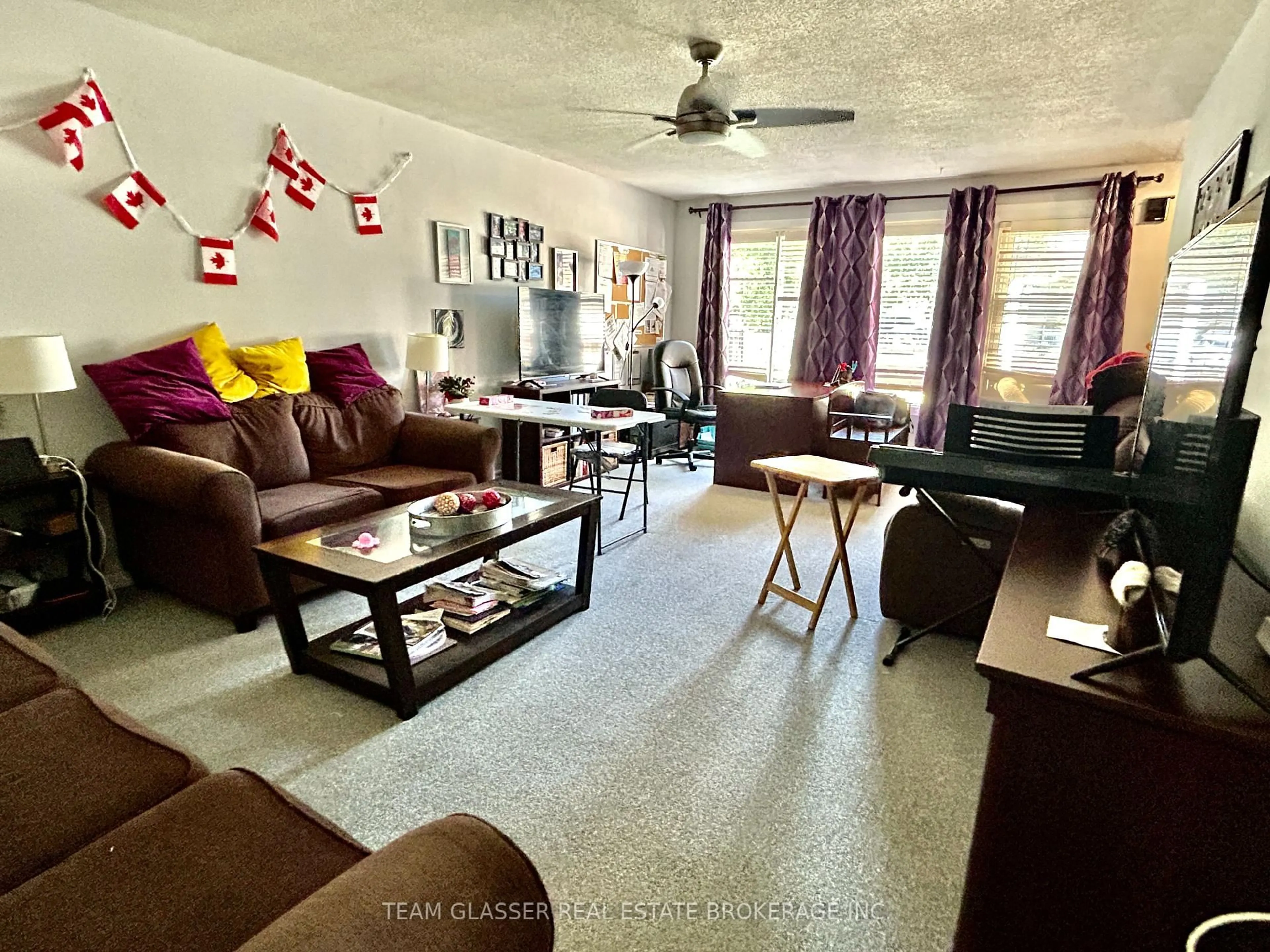 Living room with furniture, unknown for 274 BLACKACRES Blvd, London North Ontario N6G 2V2