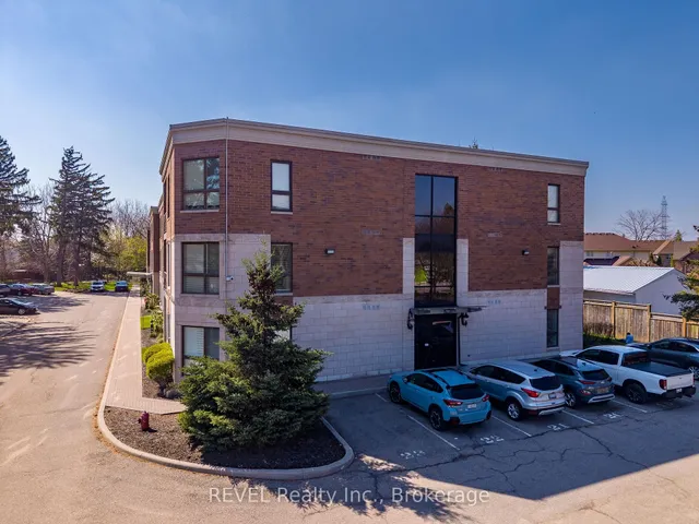 2799 St. Paul Ave #212, Niagara Falls