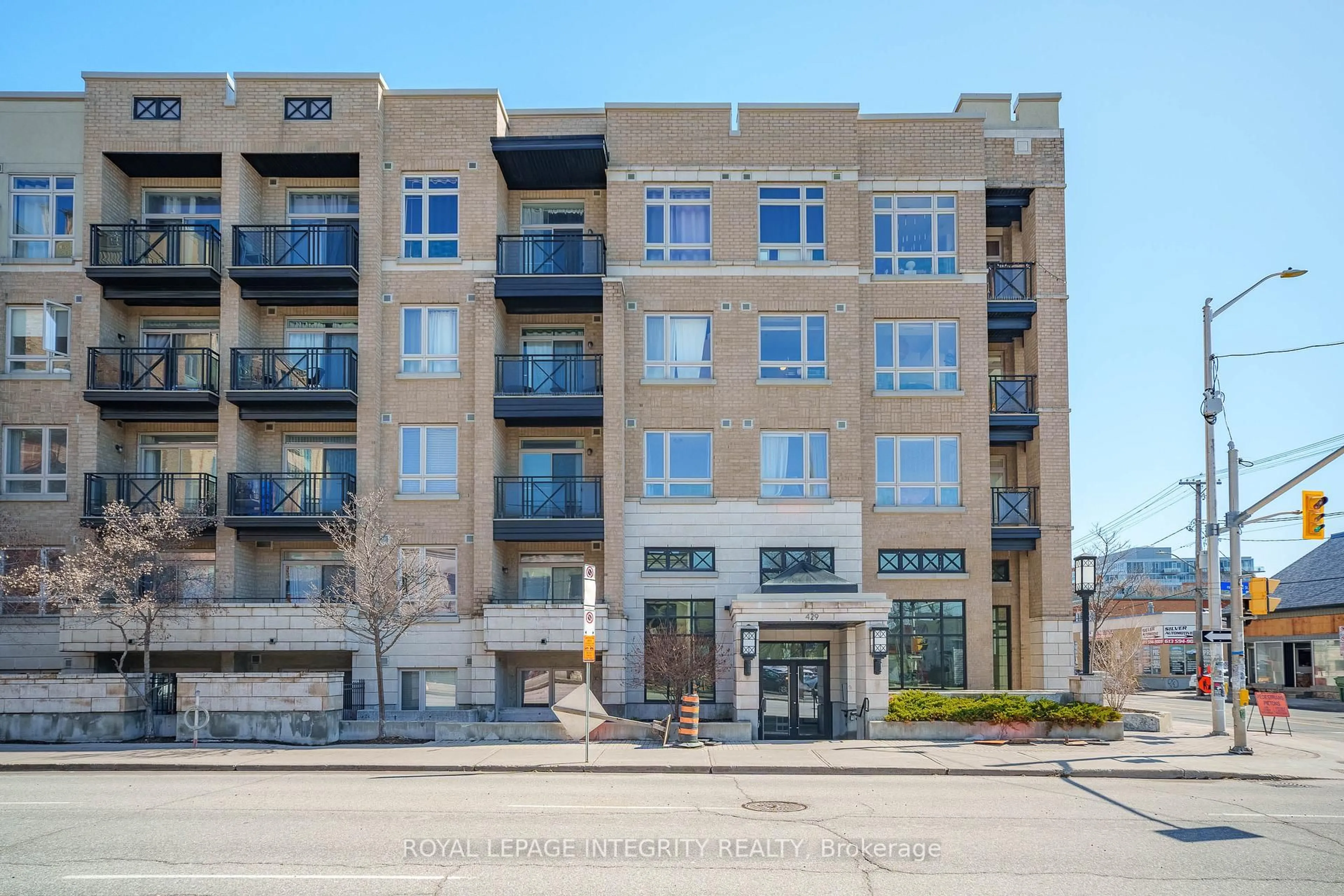 Unknown for 429 Kent St #320, Ottawa Ontario K2P 1B5