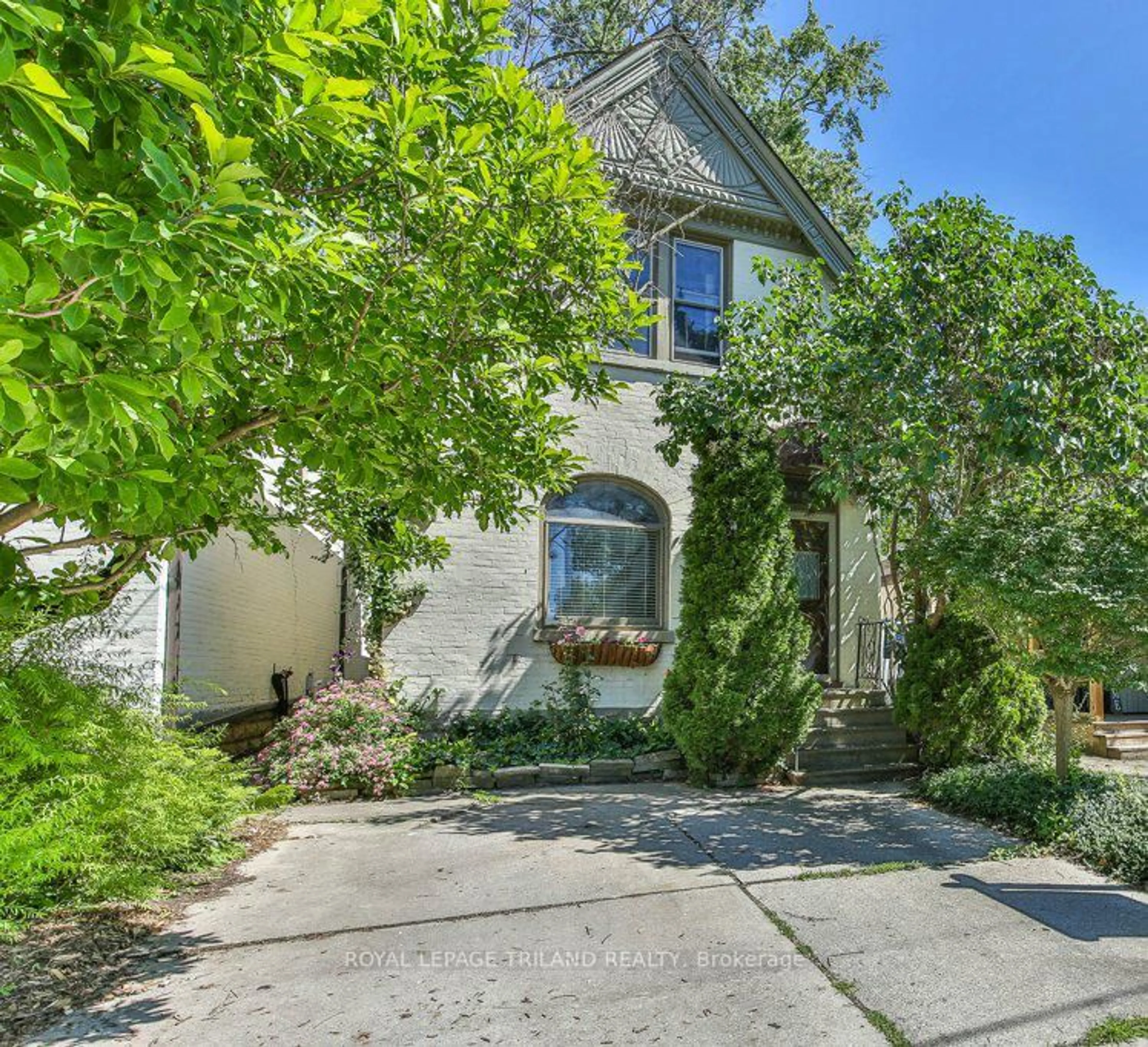 Unknown for 38 BYRON Ave, London South Ontario N6C 1C5
