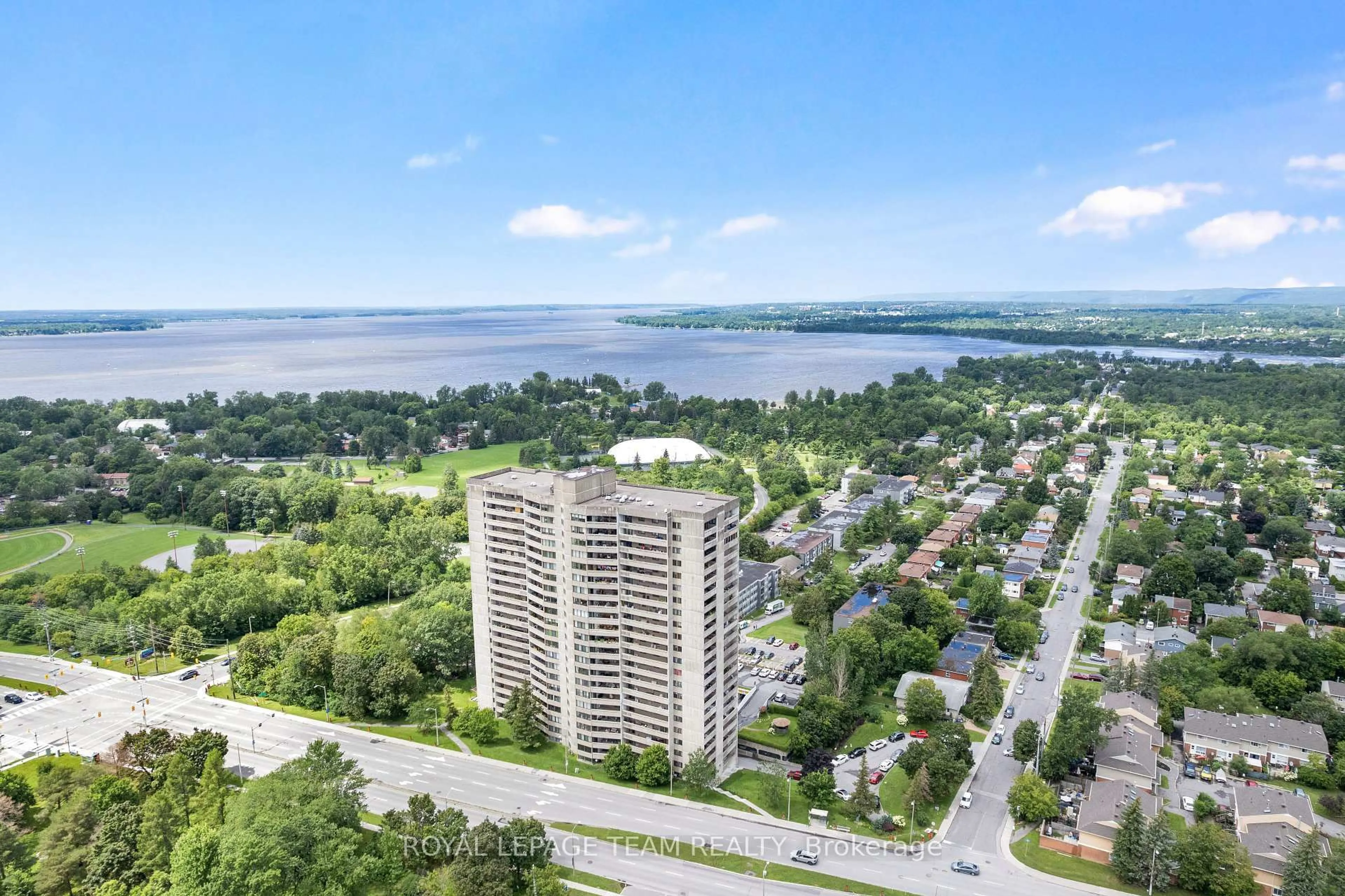 A pic from outside/outdoor area/front of a property/back of a property/a pic from drone, water/lake/river/ocean view for 415 Greenview Ave #1402, Ottawa Ontario K2B 8G5
