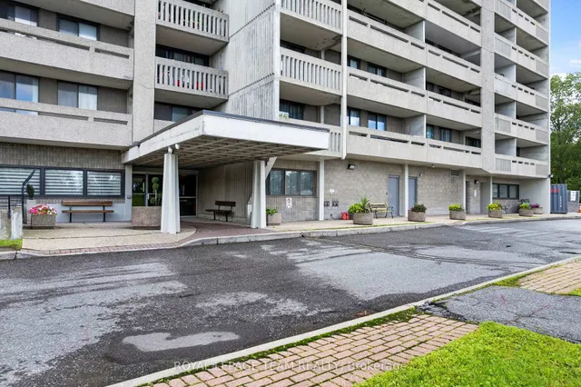 415 Greenview Ave #1402, Ottawa 2