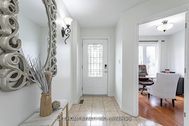 70 Tanoak Dr #53, London North 4