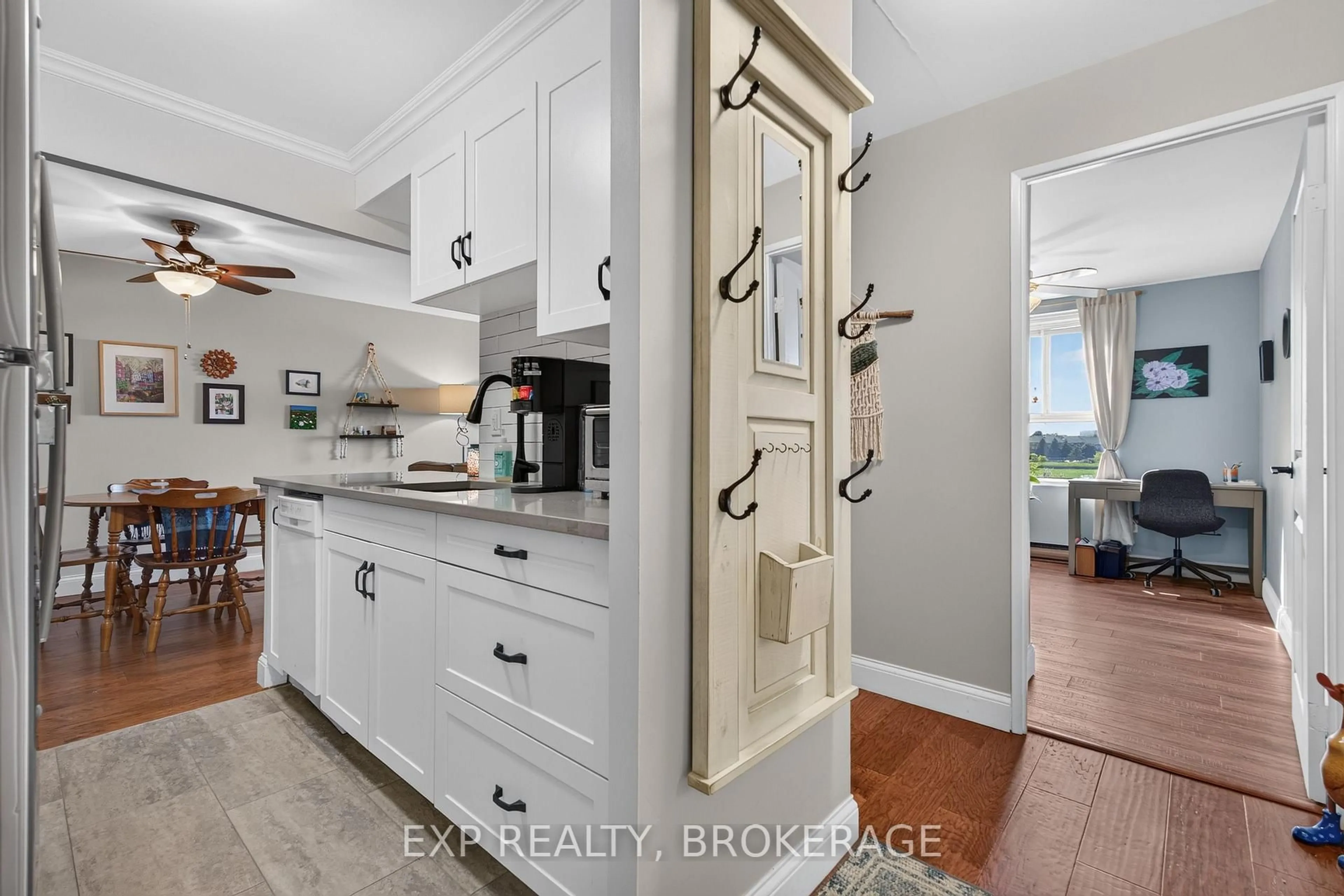 Unknown for 334 QUEEN MARY Rd #308, Kingston Ontario K7M 7E7