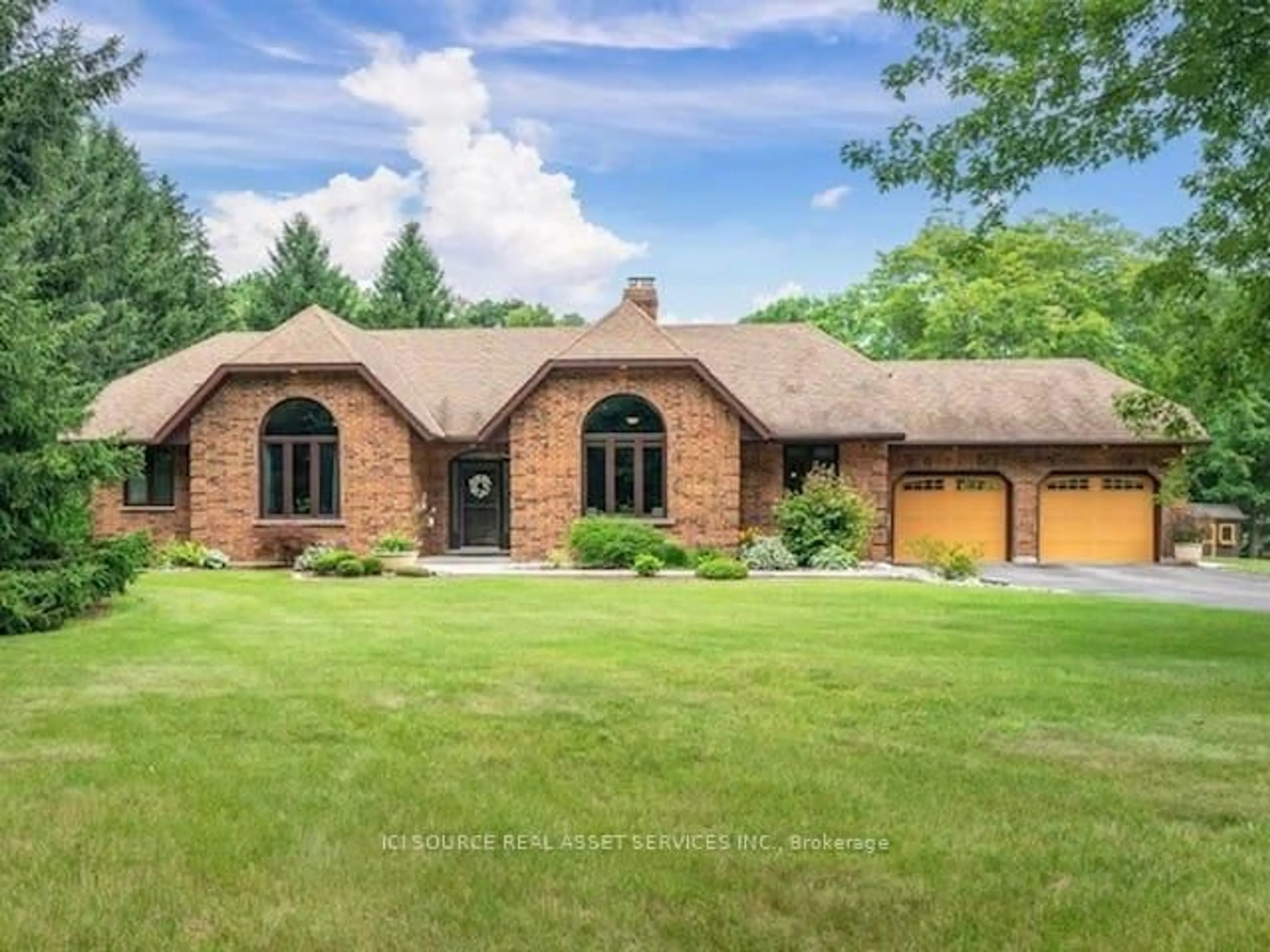 Home with brick exterior material, unknown for 1514 Longwoods Rd, Southwest Middlesex Ontario N0L 2N0