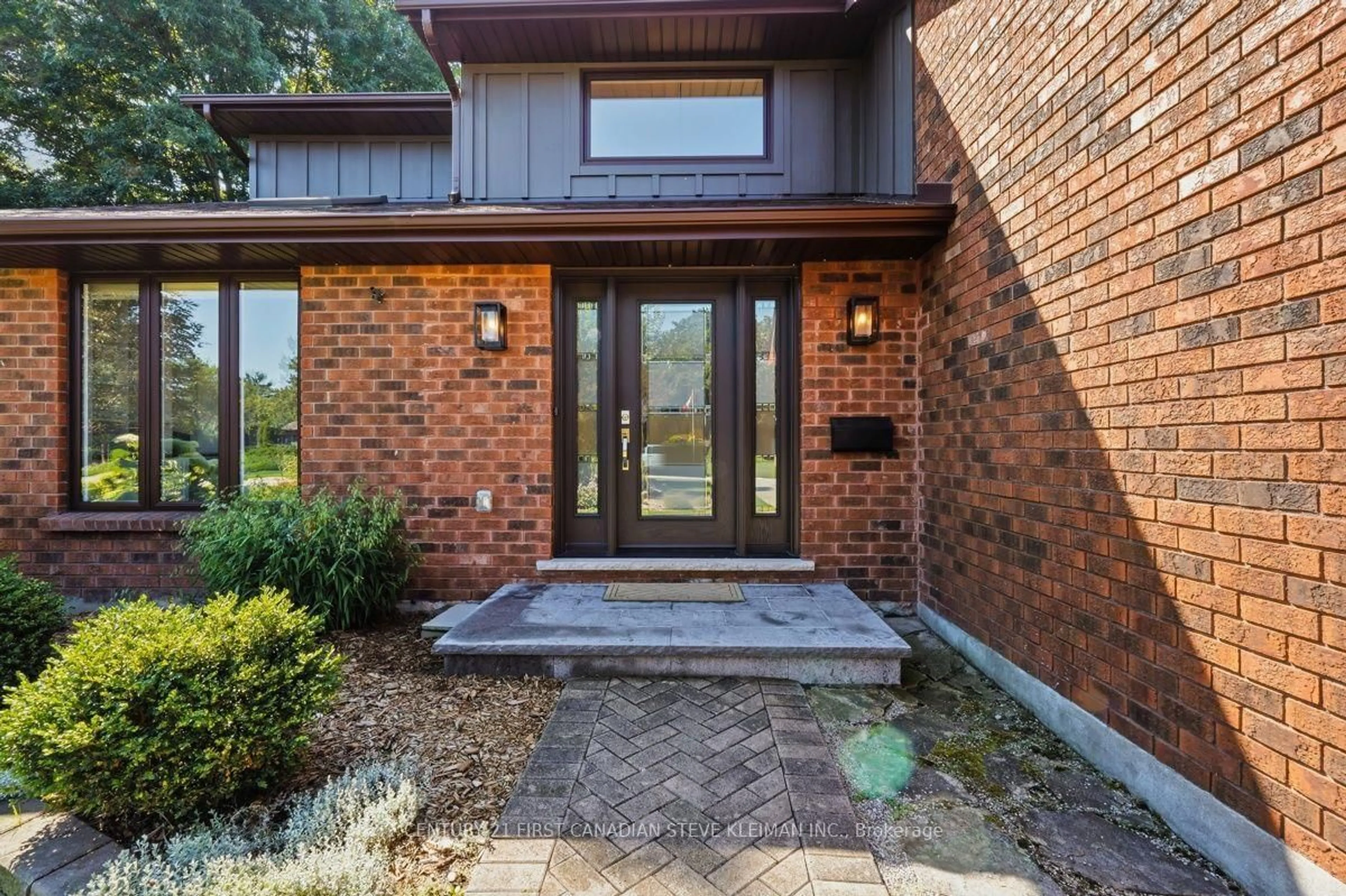 Home with brick exterior material, street for 128 SALISBURY Dr, Middlesex Centre Ontario N0M 1P0