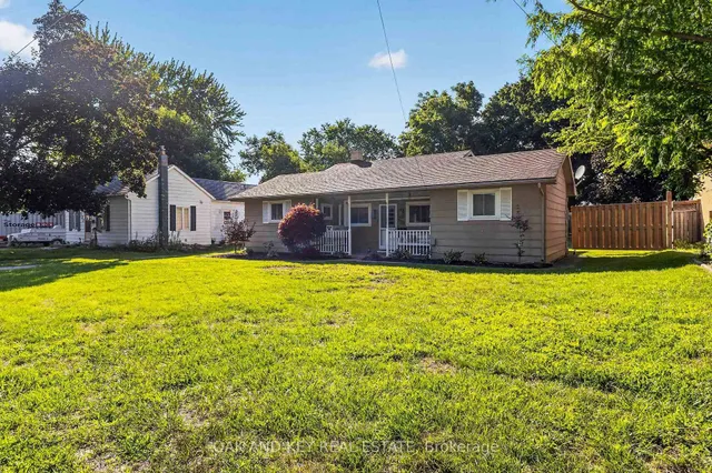 125 Keefer St, Strathroy-Caradoc 4