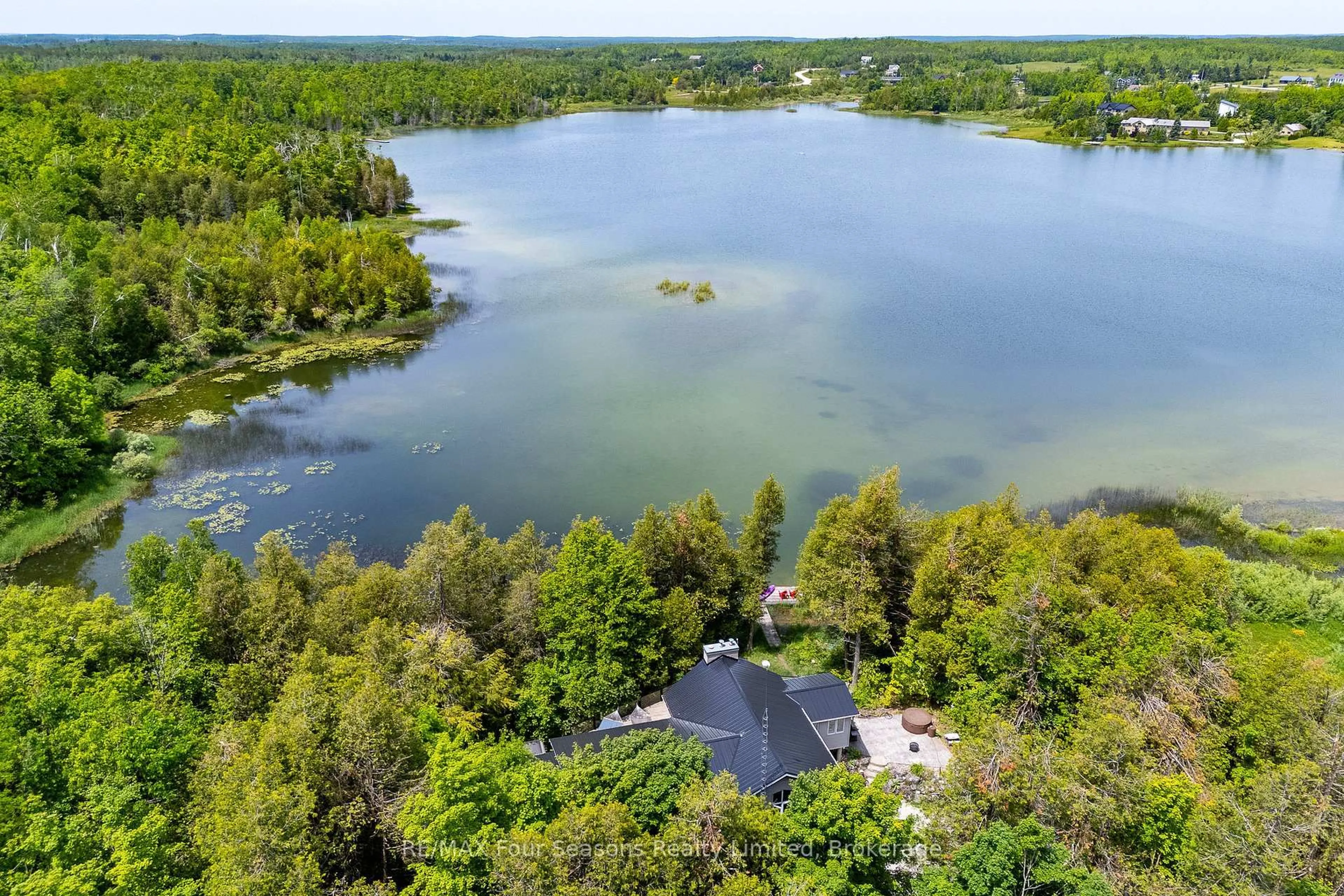 A pic from outside/outdoor area/front of a property/back of a property/a pic from drone, water/lake/river/ocean view for 188 Highpoint Cres, Grey Highlands Ontario N0C 1M0