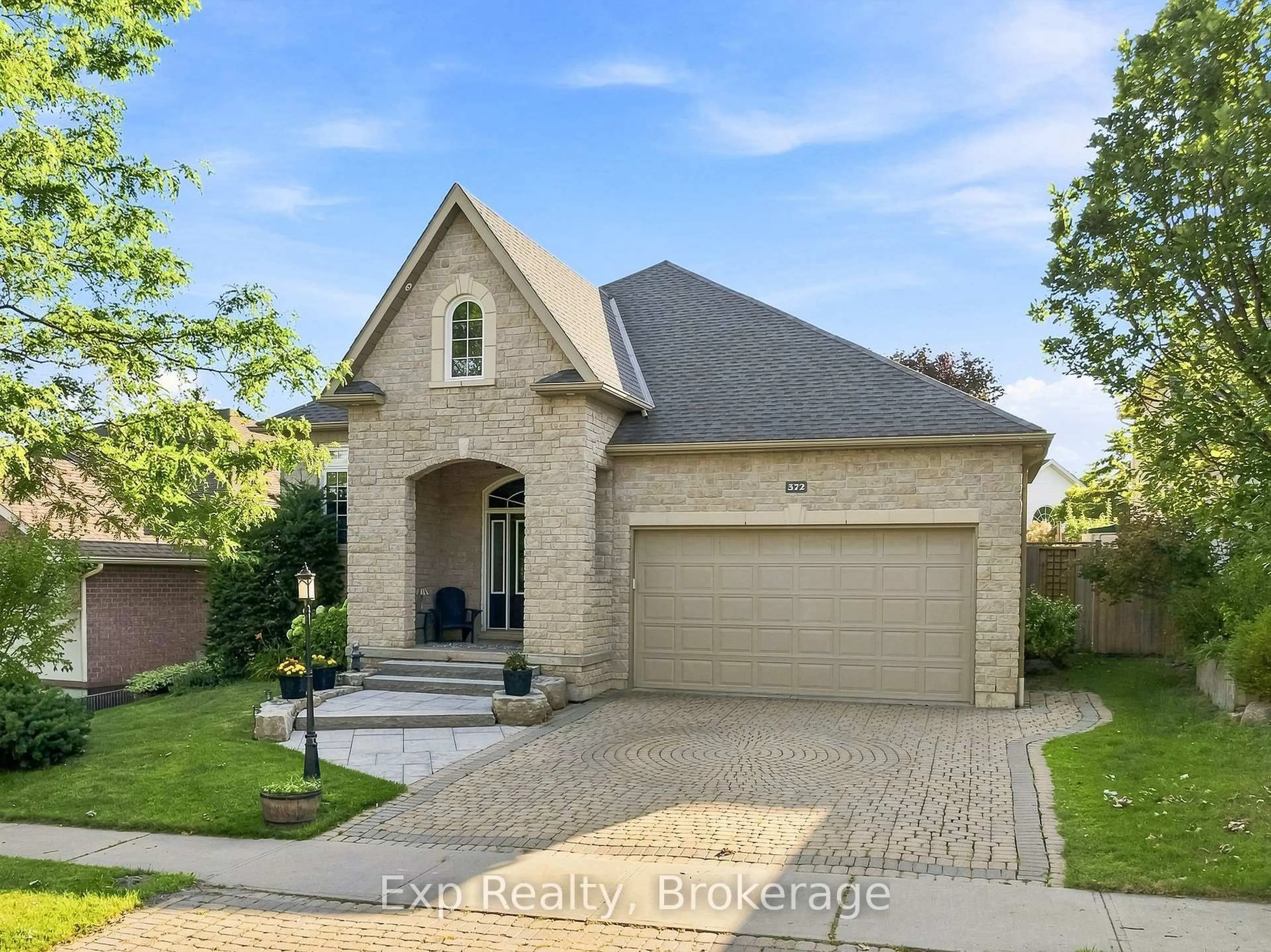 Home with brick exterior material, street for 372 Parkview Hills Dr, Cobourg Ontario K9A 5S6