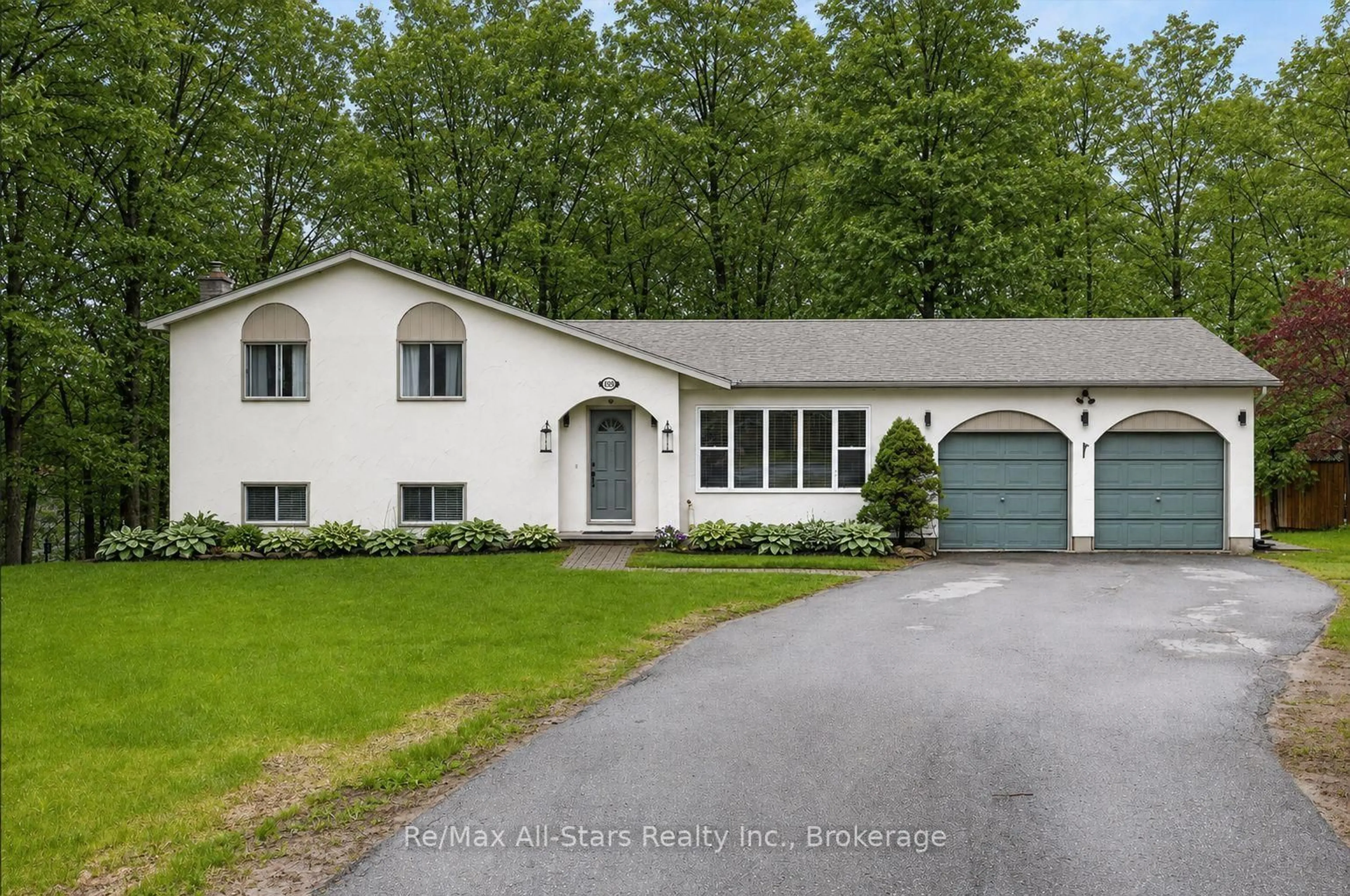 Home with vinyl exterior material, street for 1558 Highway 7A, Kawartha Lakes Ontario L0A 1A0