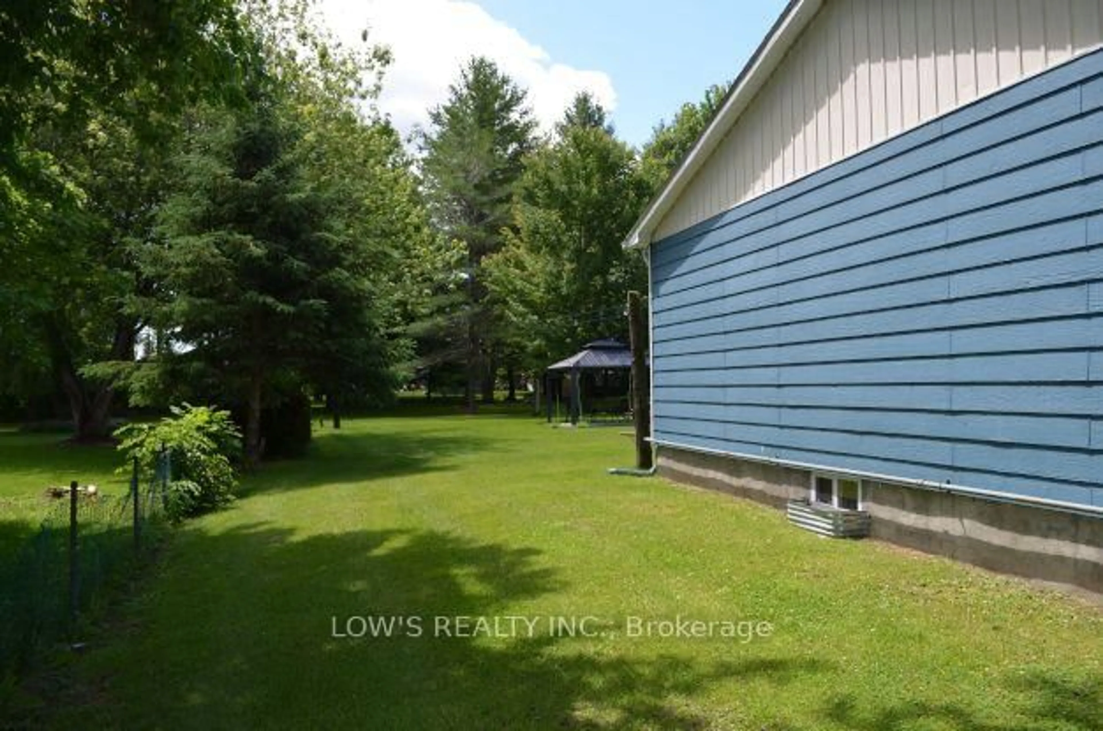 Patio, water/lake/river/ocean view for 1504 Ste Anne Rd, Champlain Ontario K0B 1K0