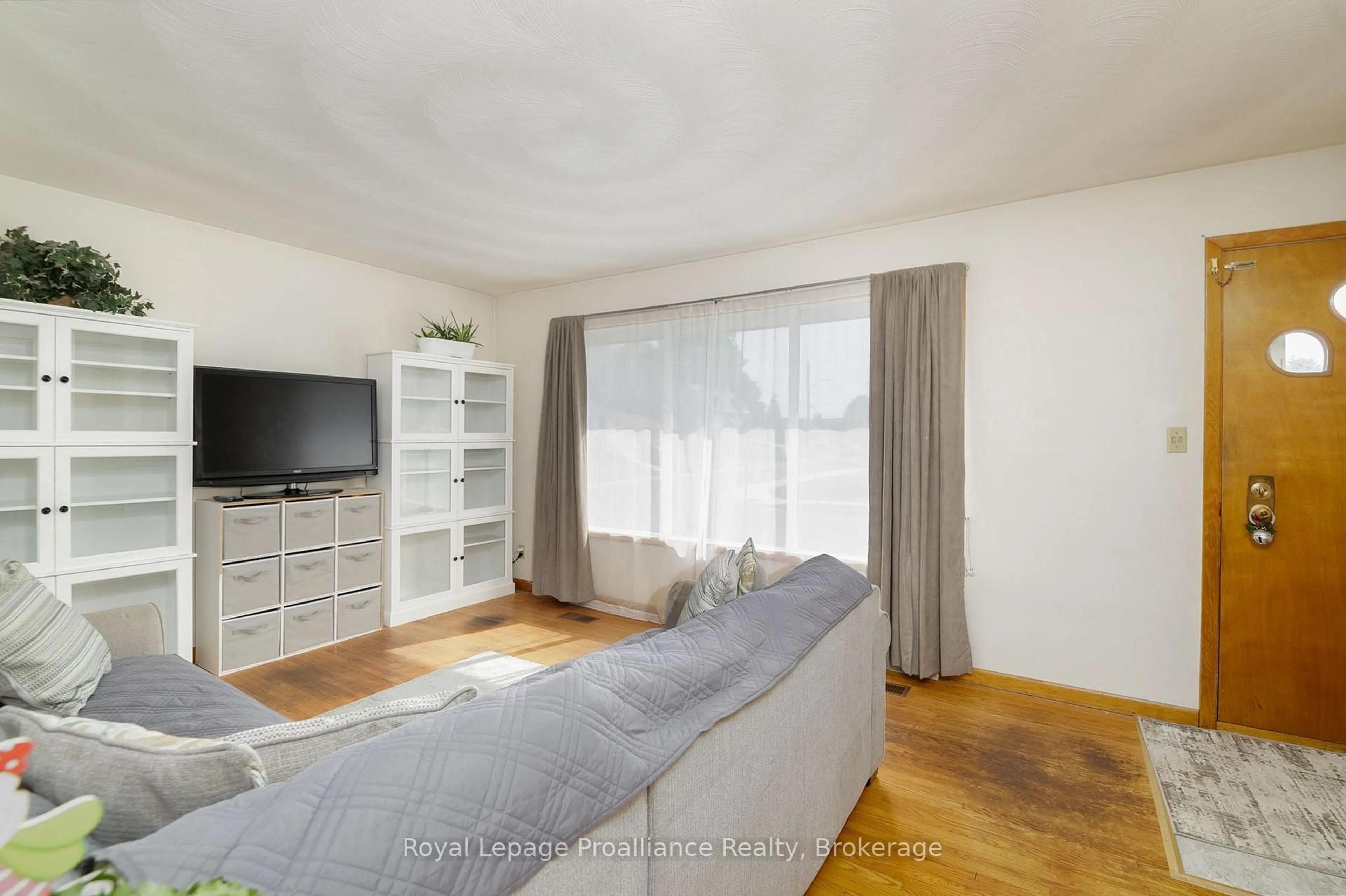 Living room with furniture, unknown for 26 James St, Quinte West Ontario K8V 2W9