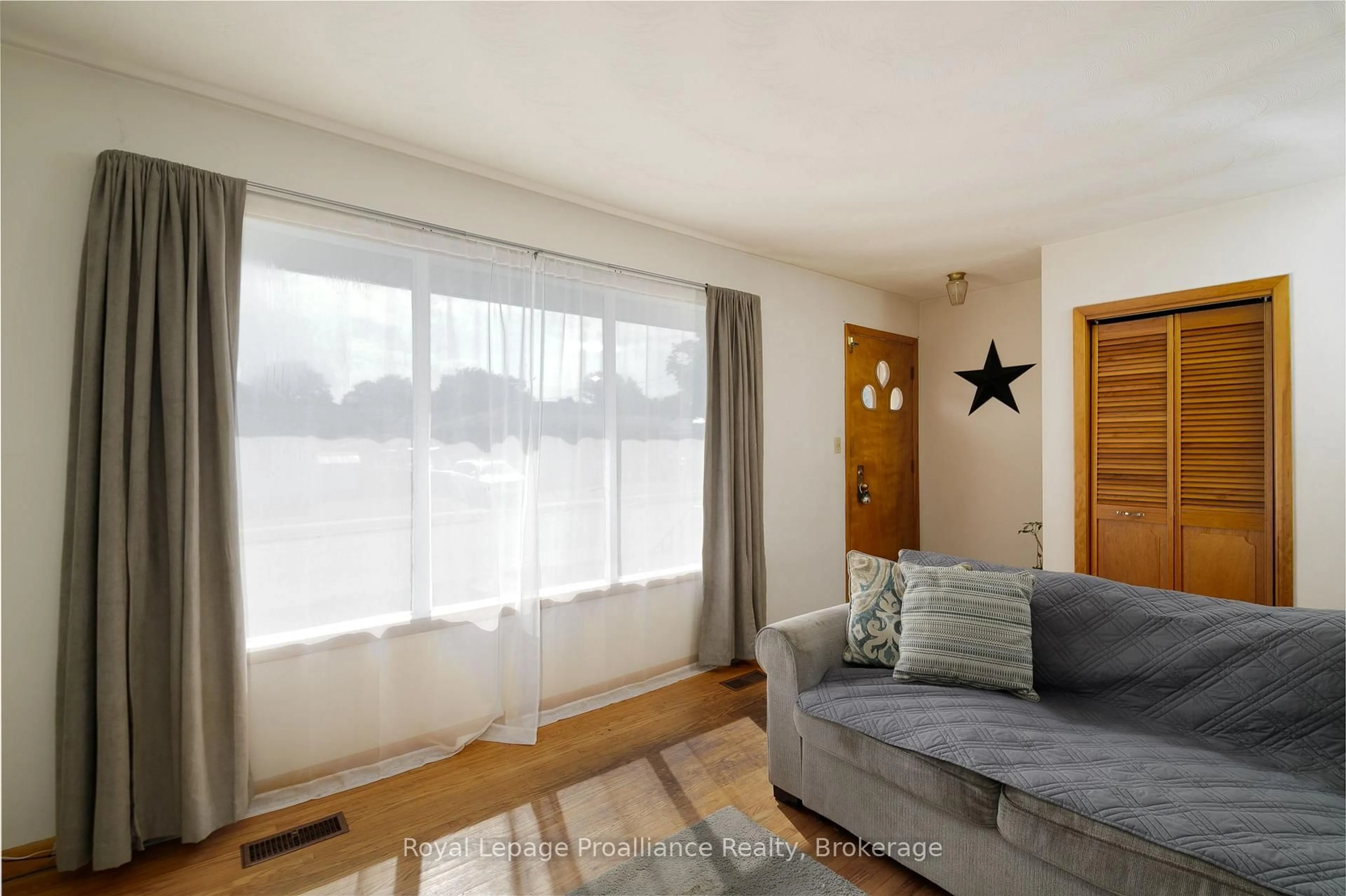 Living room with furniture, unknown for 26 James St, Quinte West Ontario K8V 2W9
