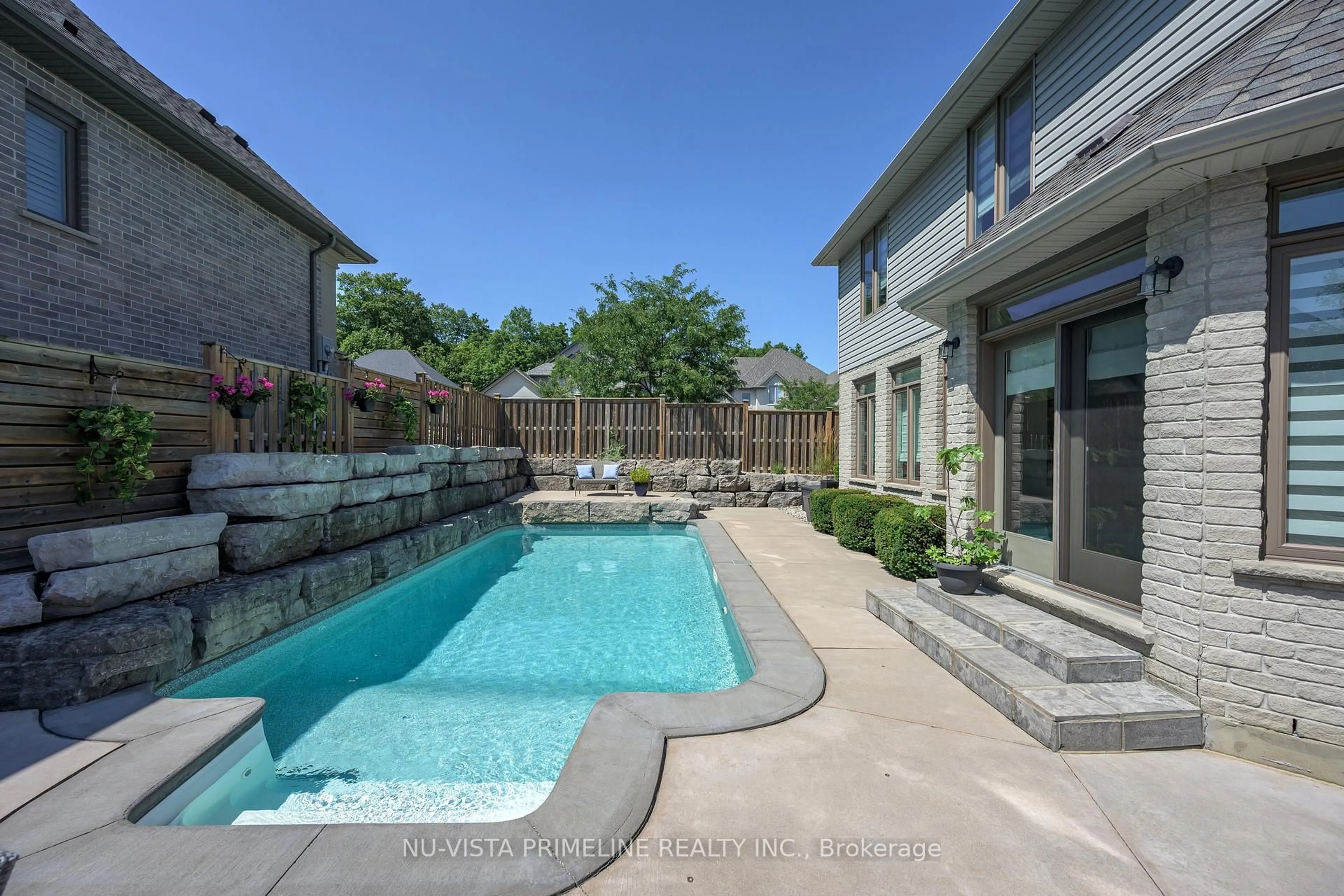 Pool for 2330 Dauncey Cres, London North Ontario N5X 0M2
