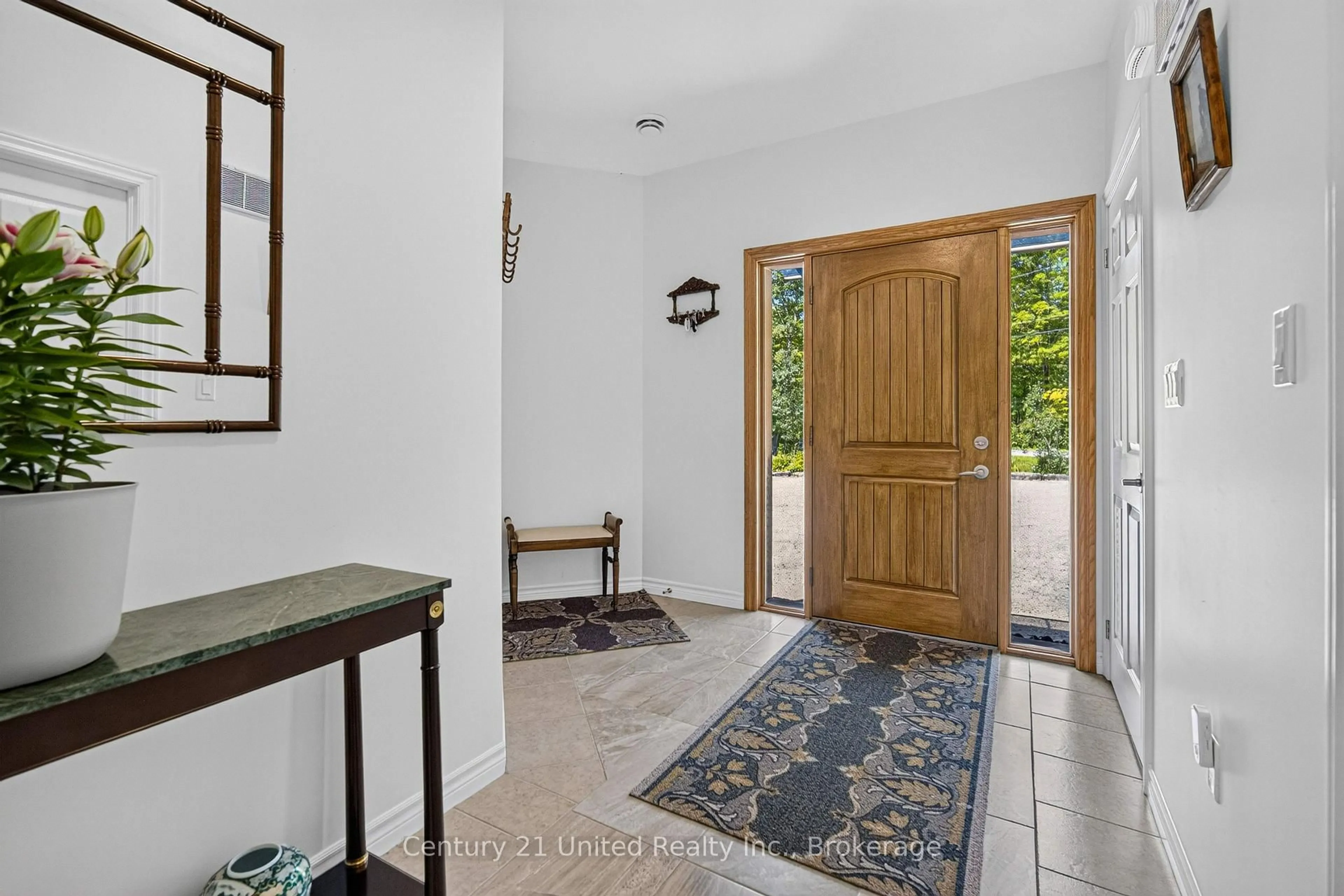Indoor foyer for 15 Library Rd, North Kawartha Ontario K0L 3E0