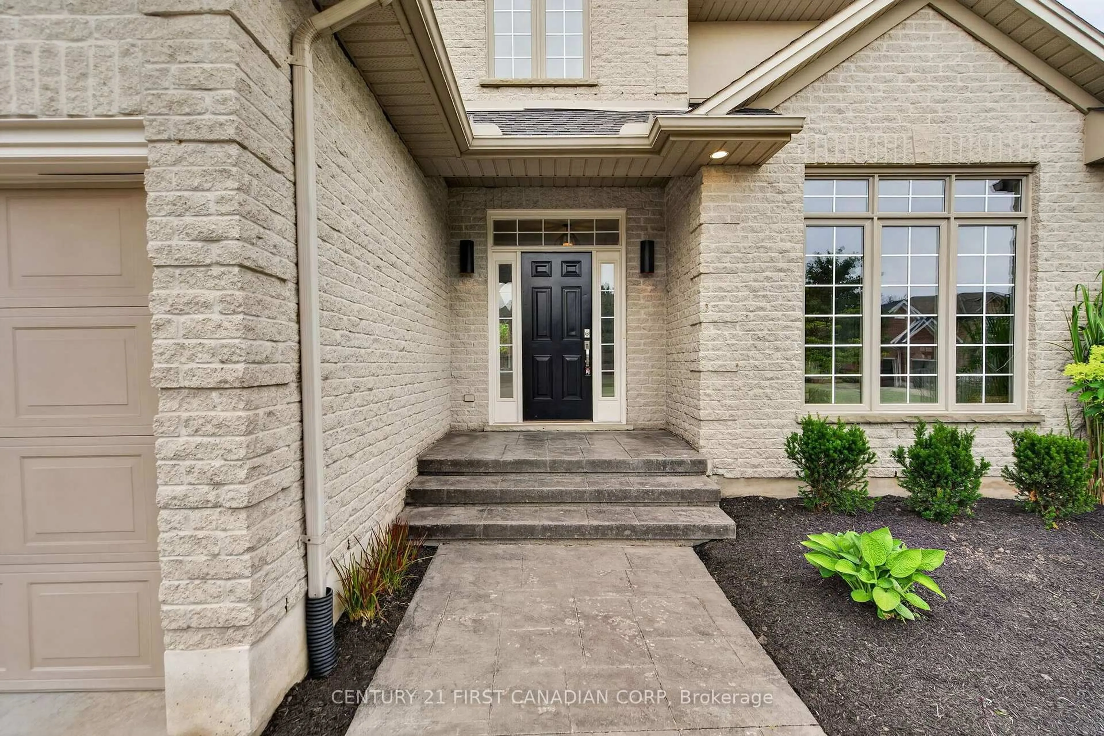 Home with brick exterior material, street for 1027 Manchester Rd, London North Ontario N6H 5J1