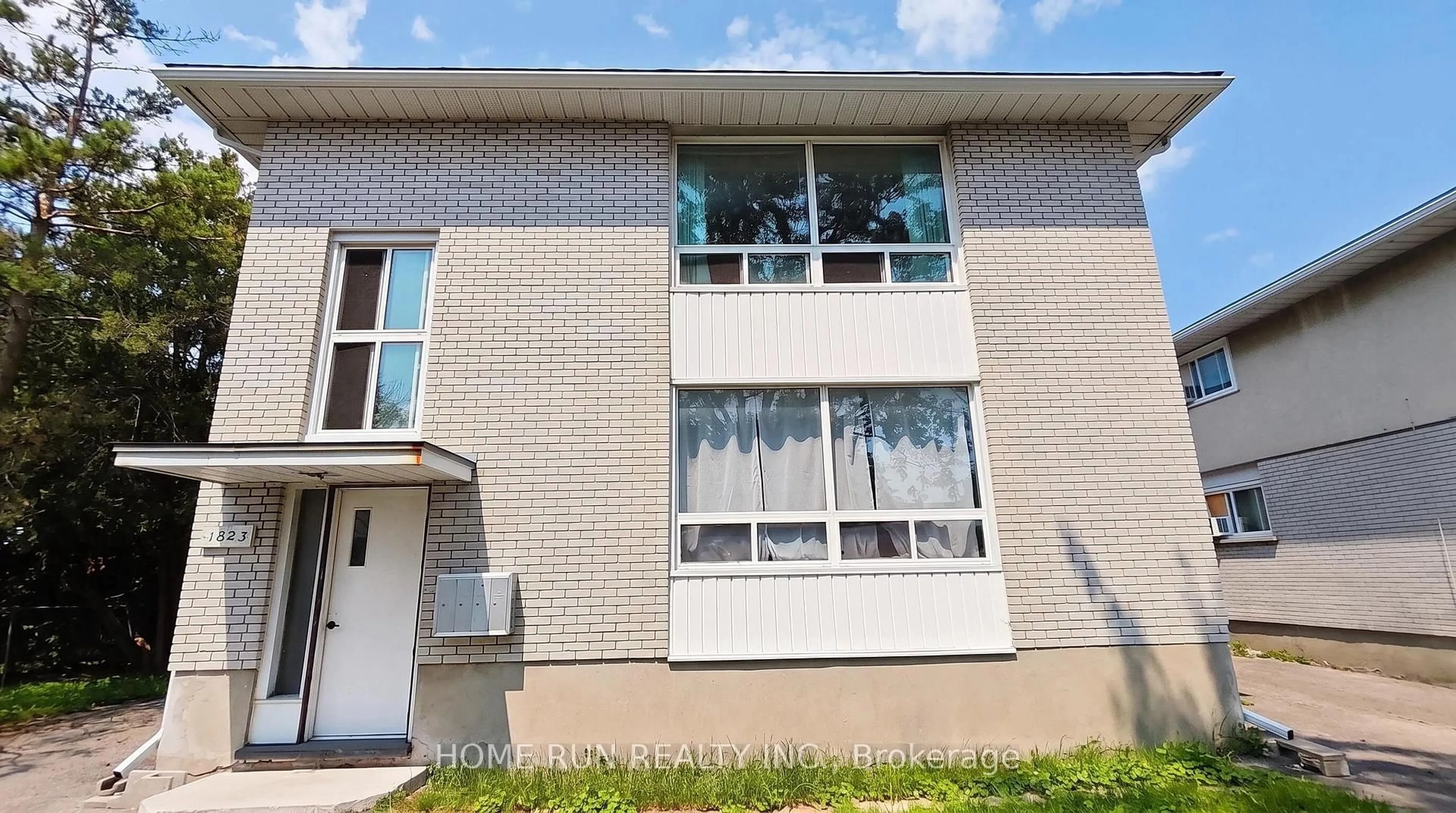 Home with brick exterior material, building for 1023 Meadowlands Dr, Ottawa Ontario K2C 0K5