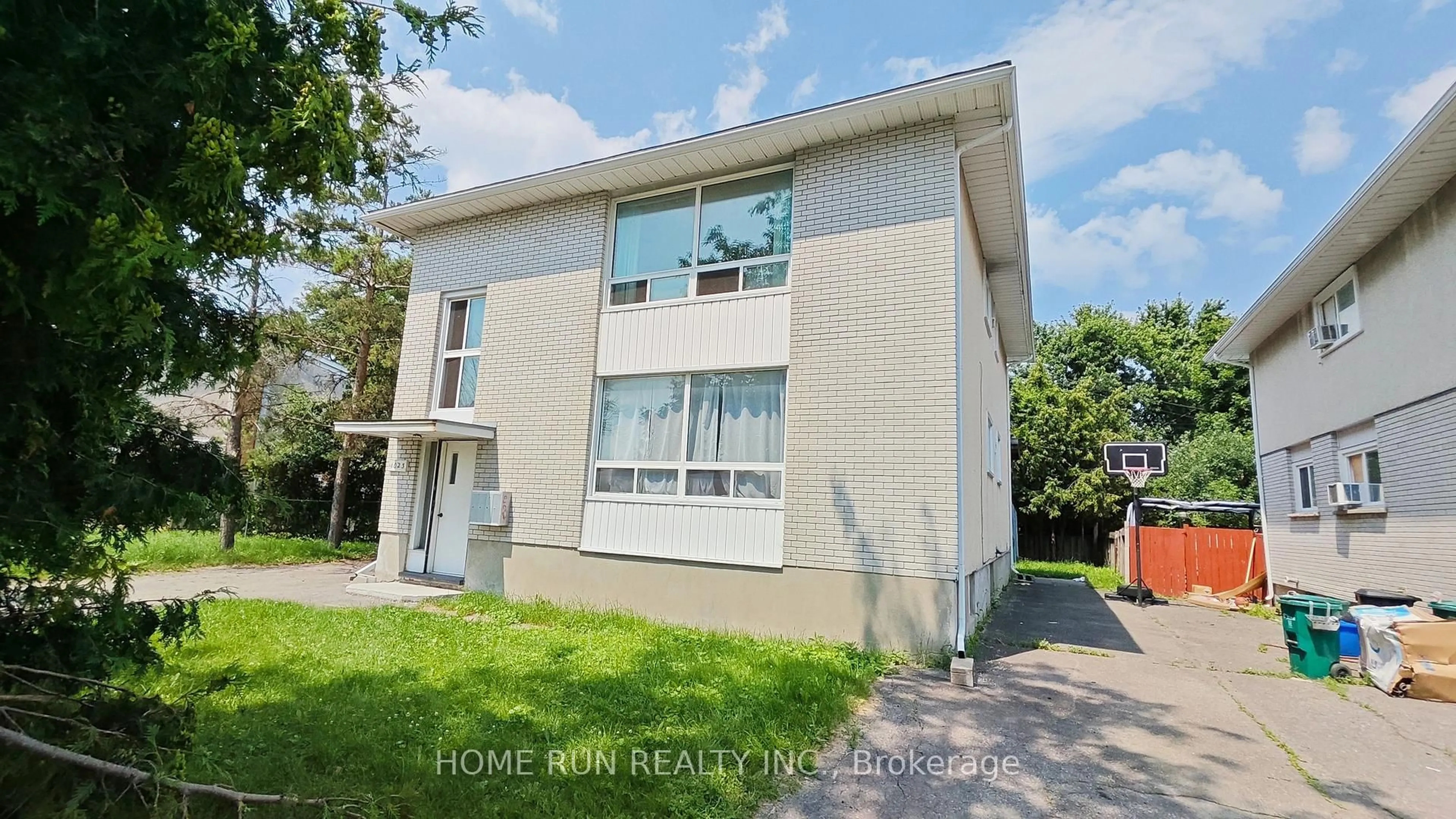 Home with vinyl exterior material, building for 1023 Meadowlands Dr, Ottawa Ontario K2C 0K5