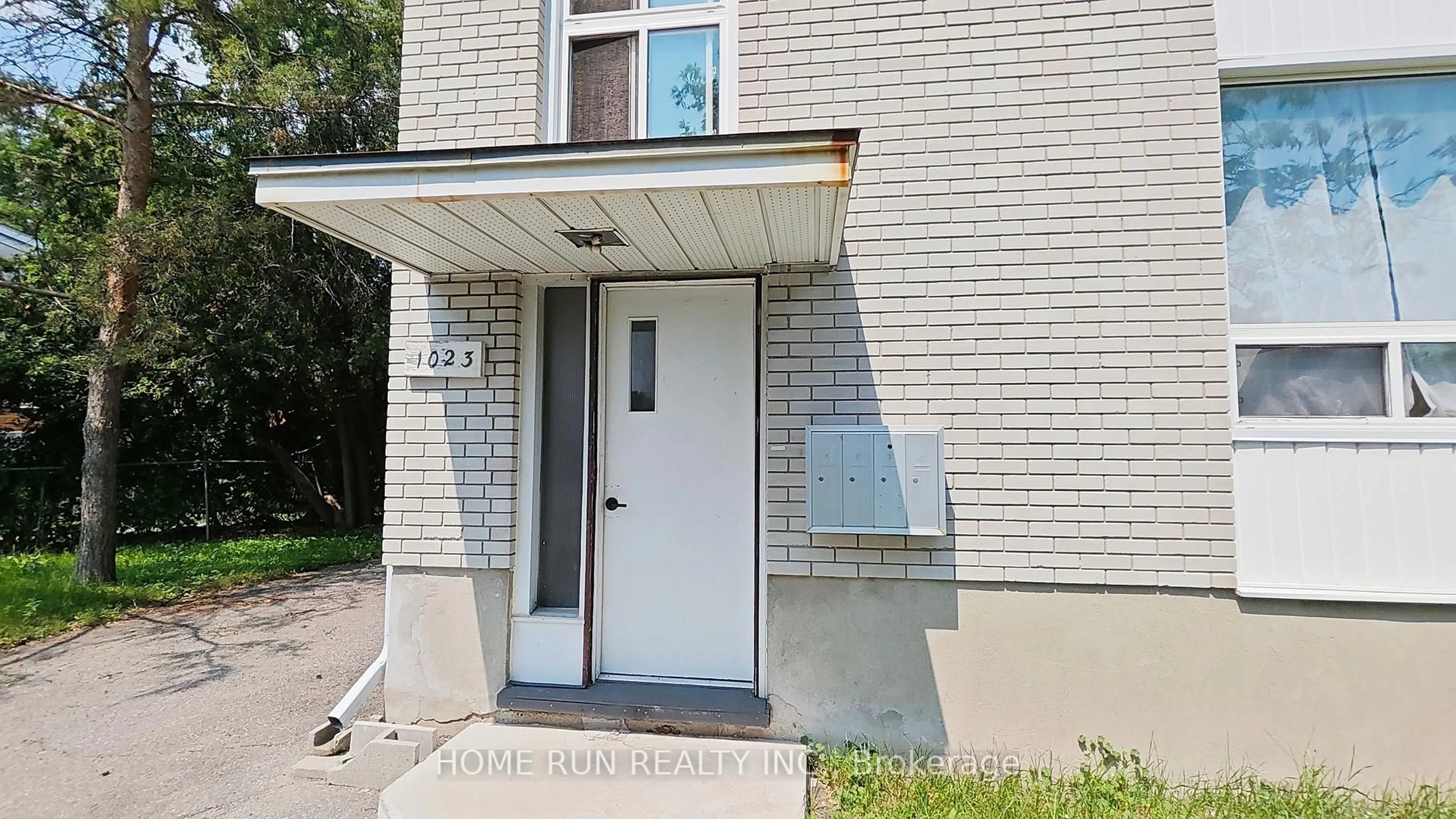 Unknown for 1023 Meadowlands Dr, Ottawa Ontario K2C 0K5