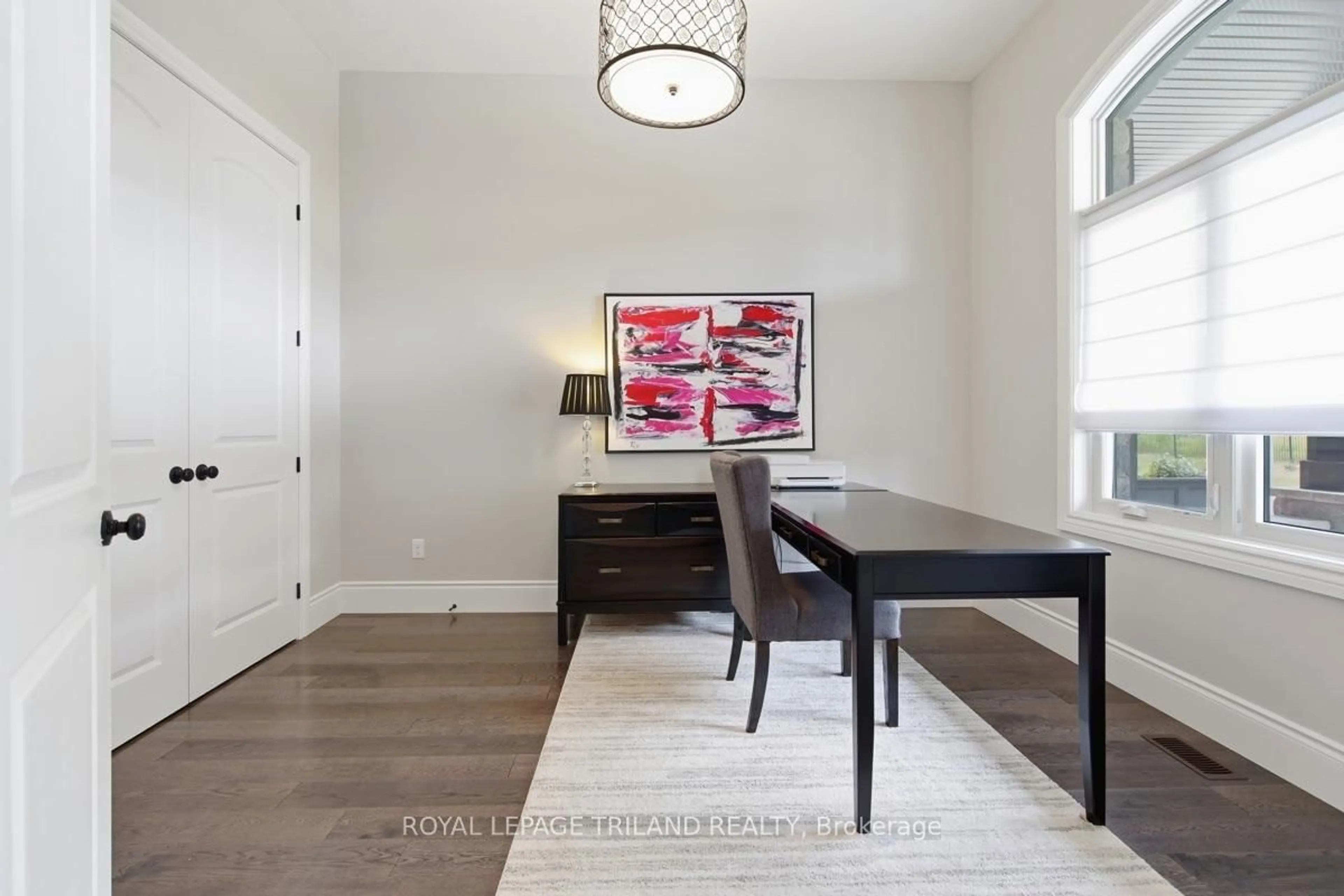 Indoor entryway for 2215 Callingham Dr #28, London North Ontario N6G 0P1