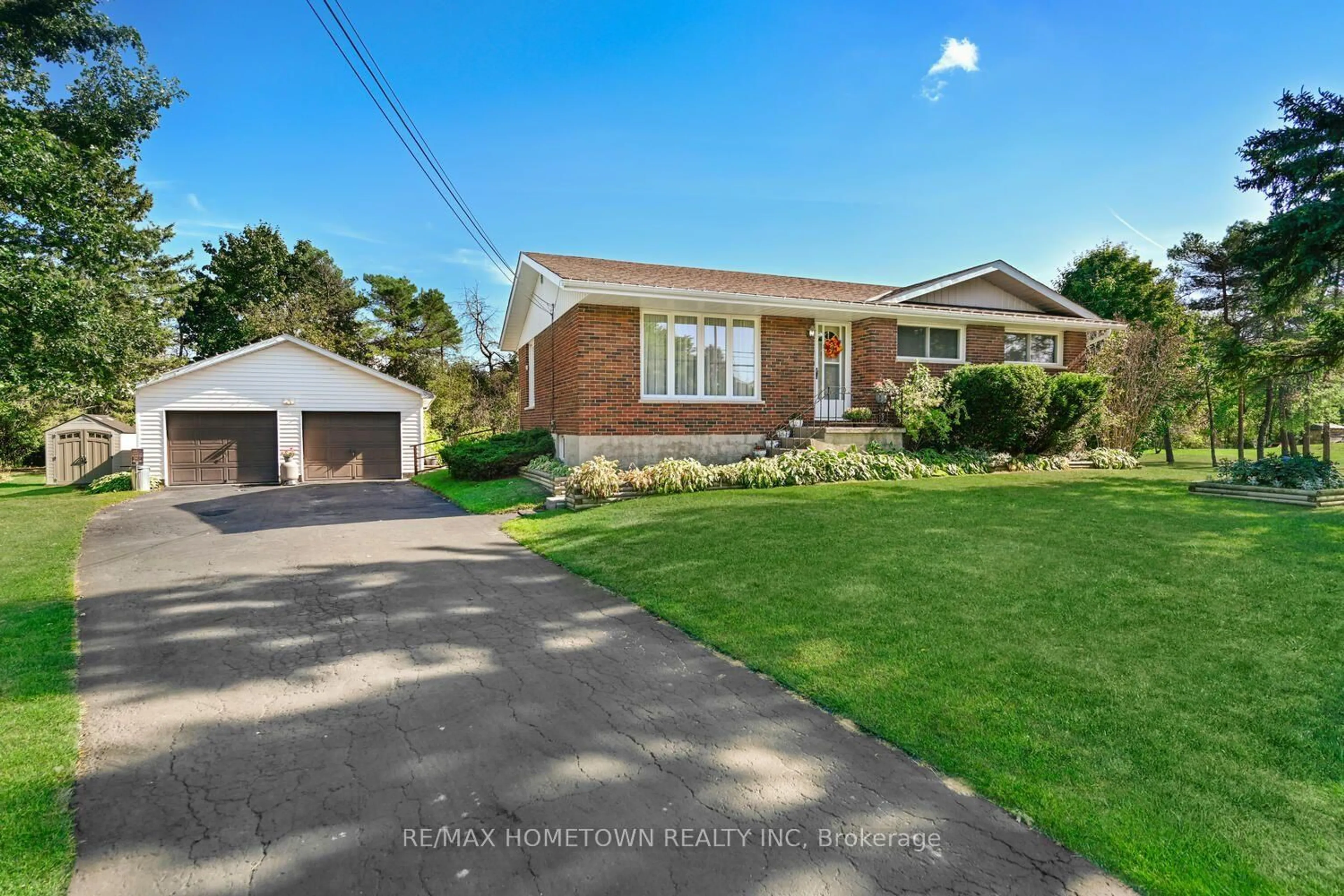 A pic from outside/outdoor area/front of a property/back of a property/a pic from drone, street for 4531 Kilkenny Rd, Elizabethtown-Kitley Ontario K6T 1A1