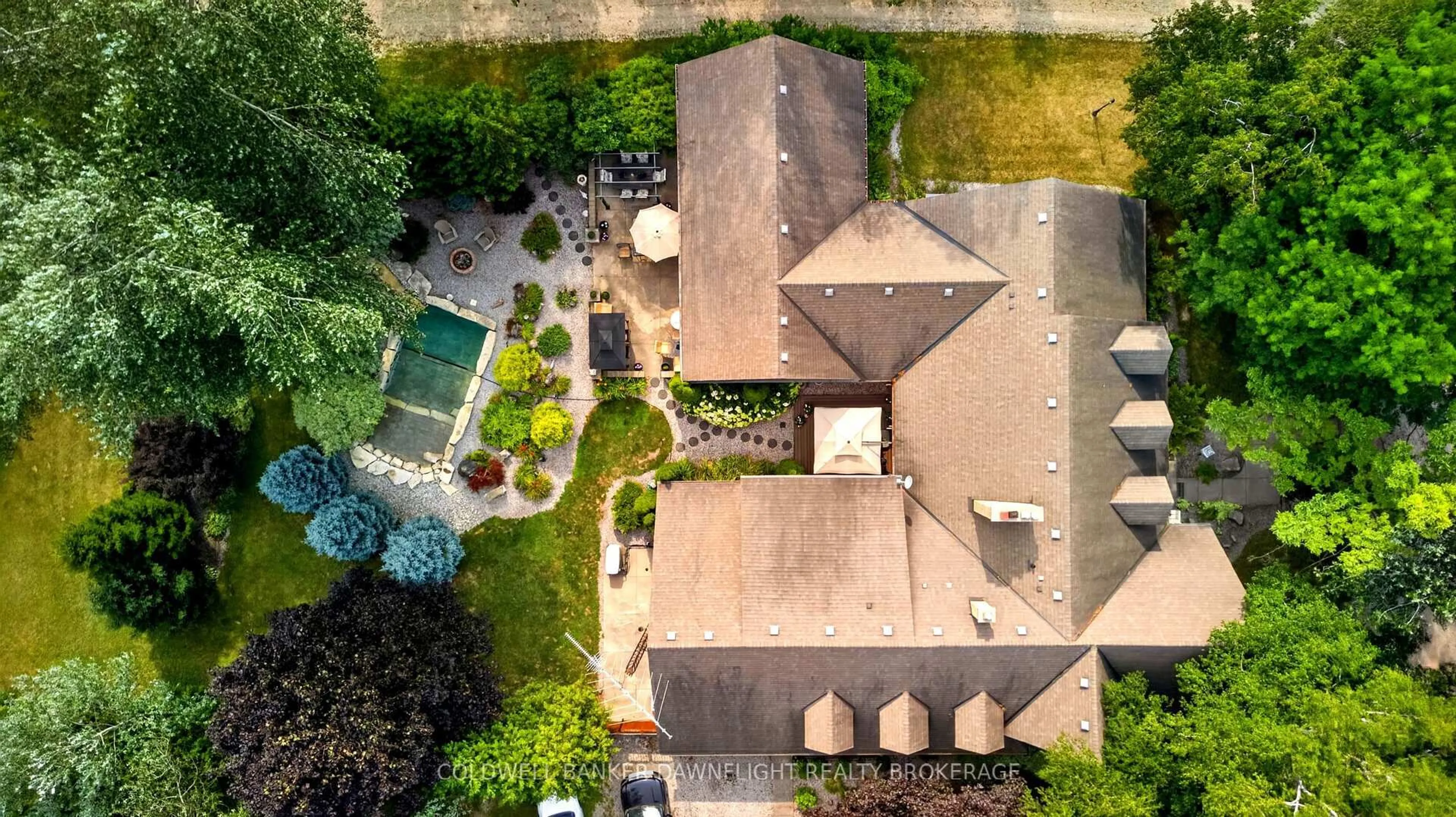 A pic from outside/outdoor area/front of a property/back of a property/a pic from drone, street for 39973 Crediton Rd, South Huron Ontario N0M 1K0