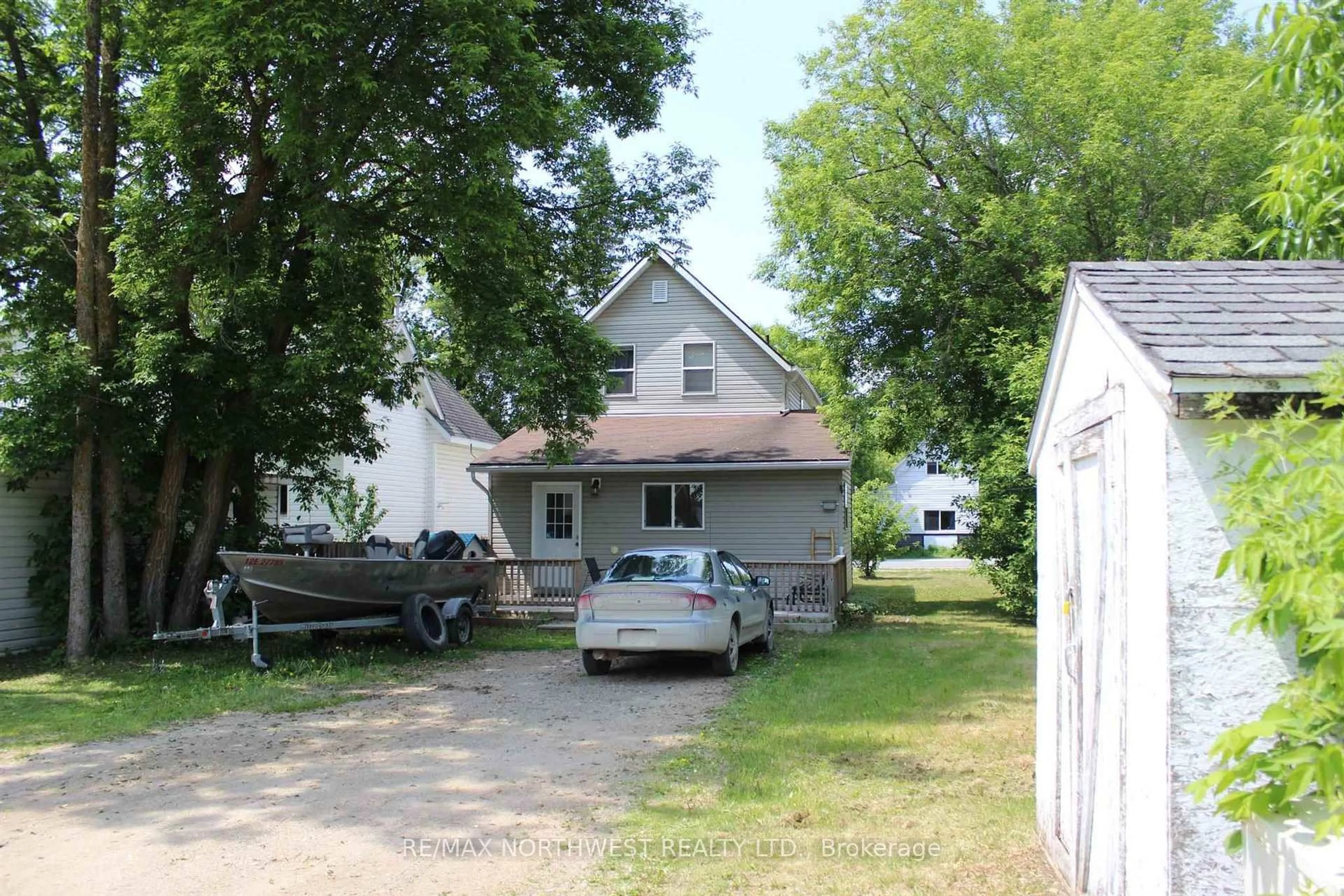 Unknown for 212 FIFTH ST, Rainy River Ontario P0W 1L0