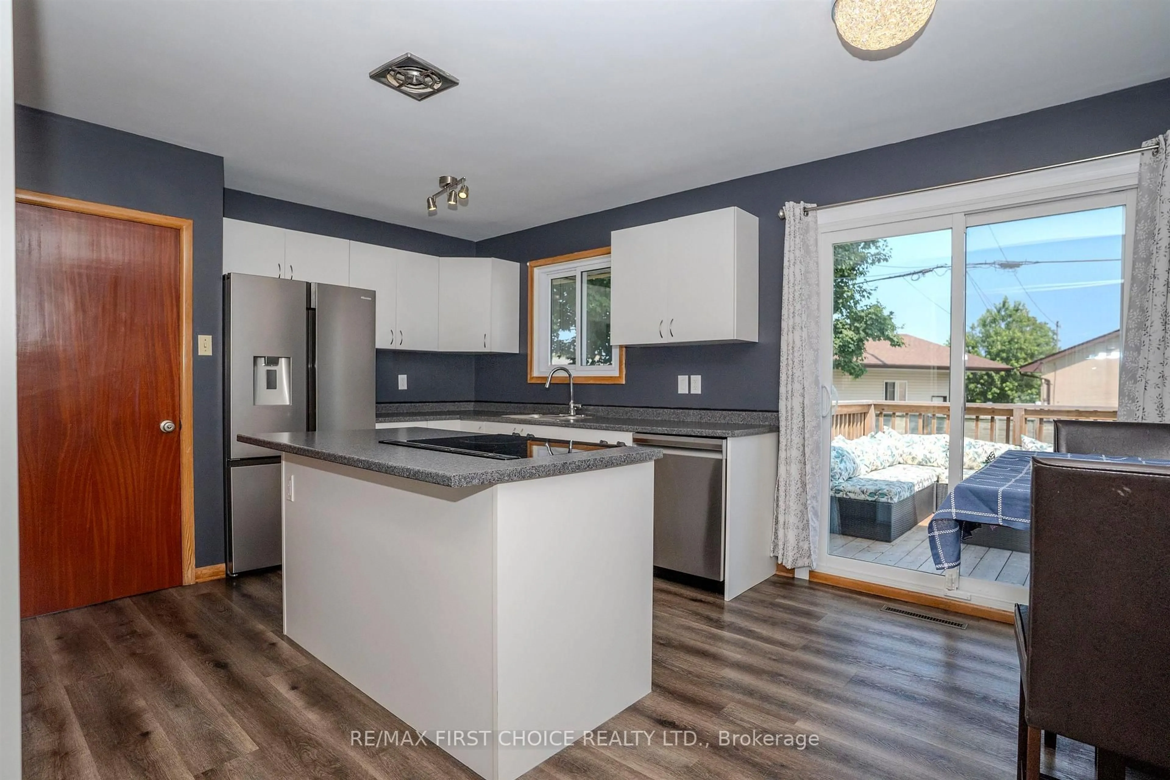 Open concept kitchen, unknown for 139 Churchill Dr, Thunder Bay Ontario P7C 1V6
