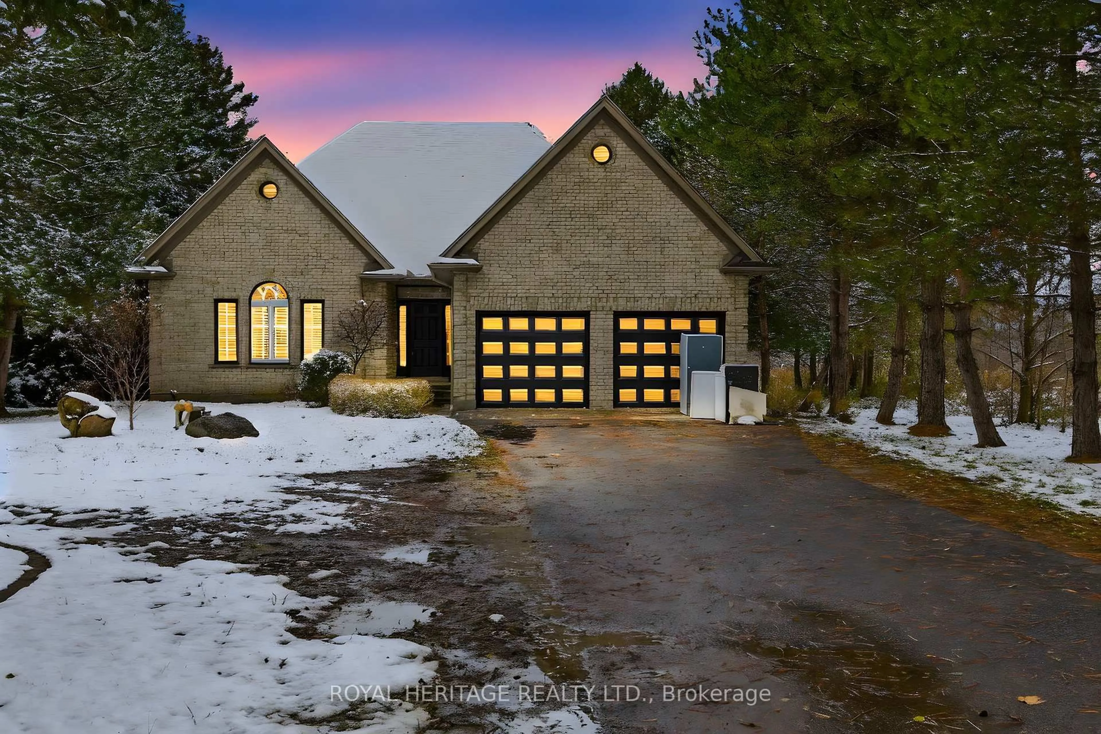 Unknown for 1401 Westdel Bourne St, London South Ontario N6K 4R1