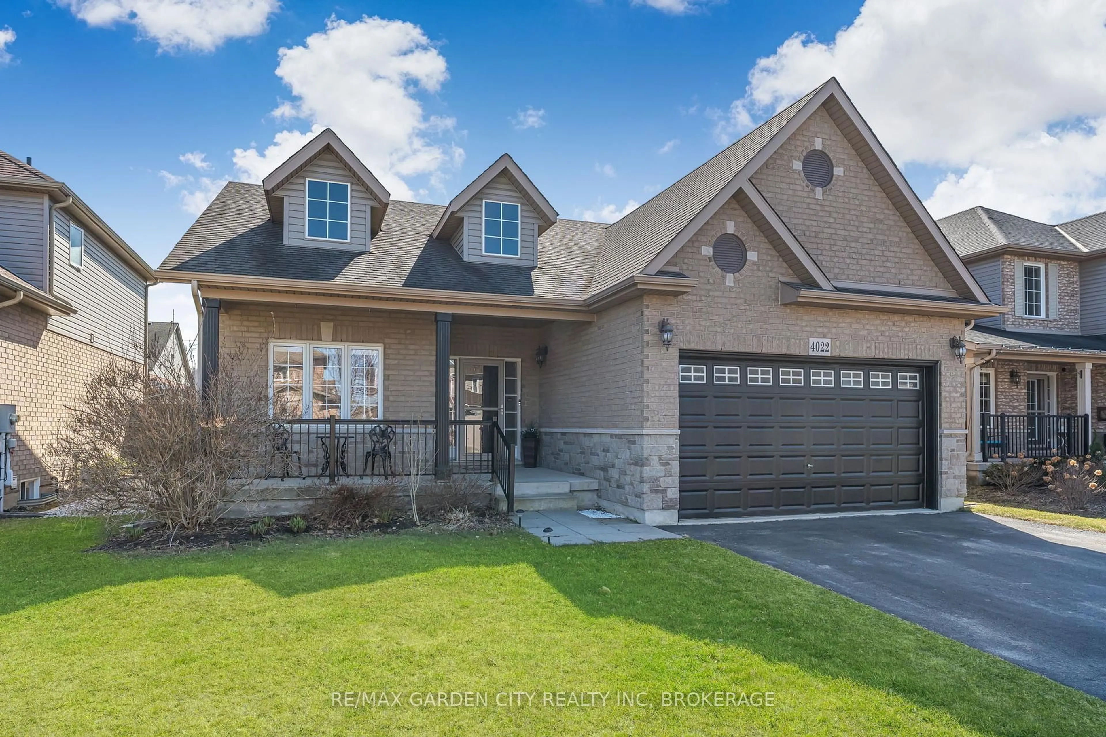 Home with brick exterior material, street for 4022 Bush Cres, Lincoln Ontario L3J 0H2