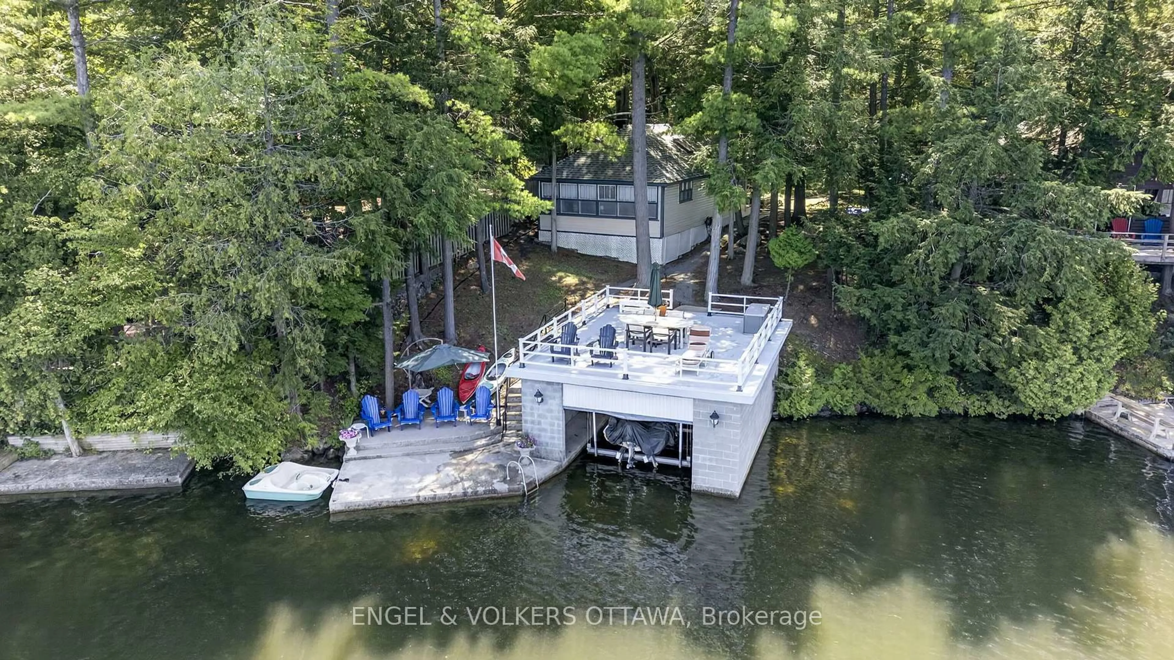 A pic from outside/outdoor area/front of a property/back of a property/a pic from drone, water/lake/river/ocean view for 942 Dunn Rovin Lane, Leeds and the Thousand Islands Ontario K0E 1B0