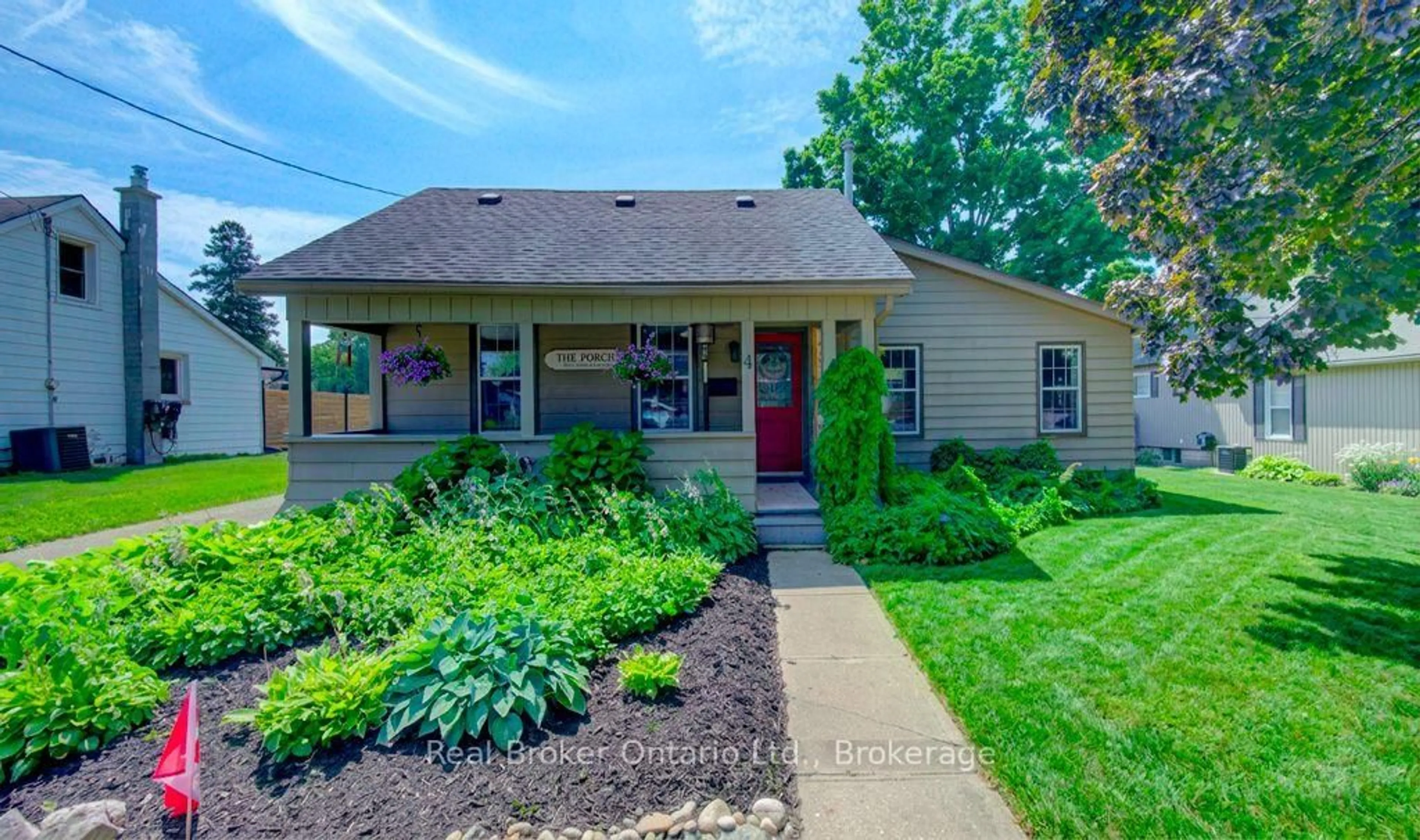 Home with brick exterior material, street for 4 Wellington St, Brant Ontario N3L 1S4