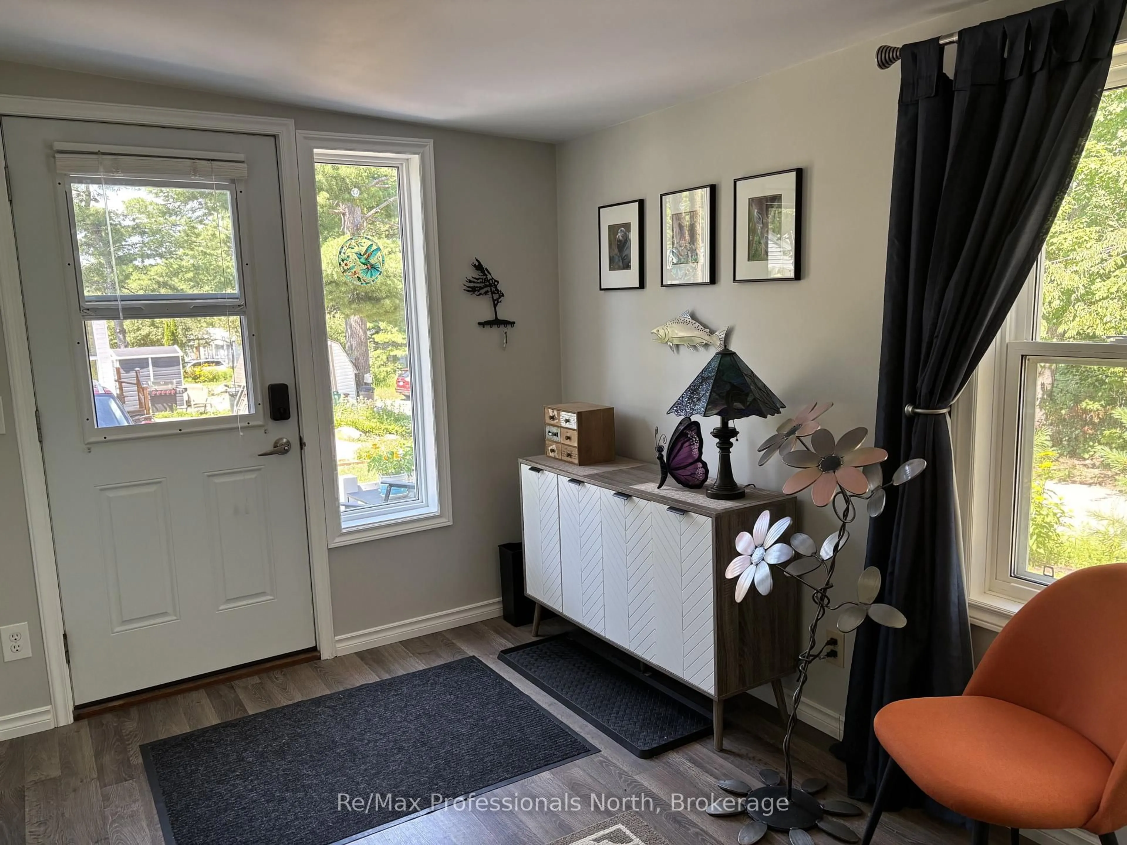 A pic of a room for 1007 RACOON Rd #98, Gravenhurst Ontario P1P 1R1