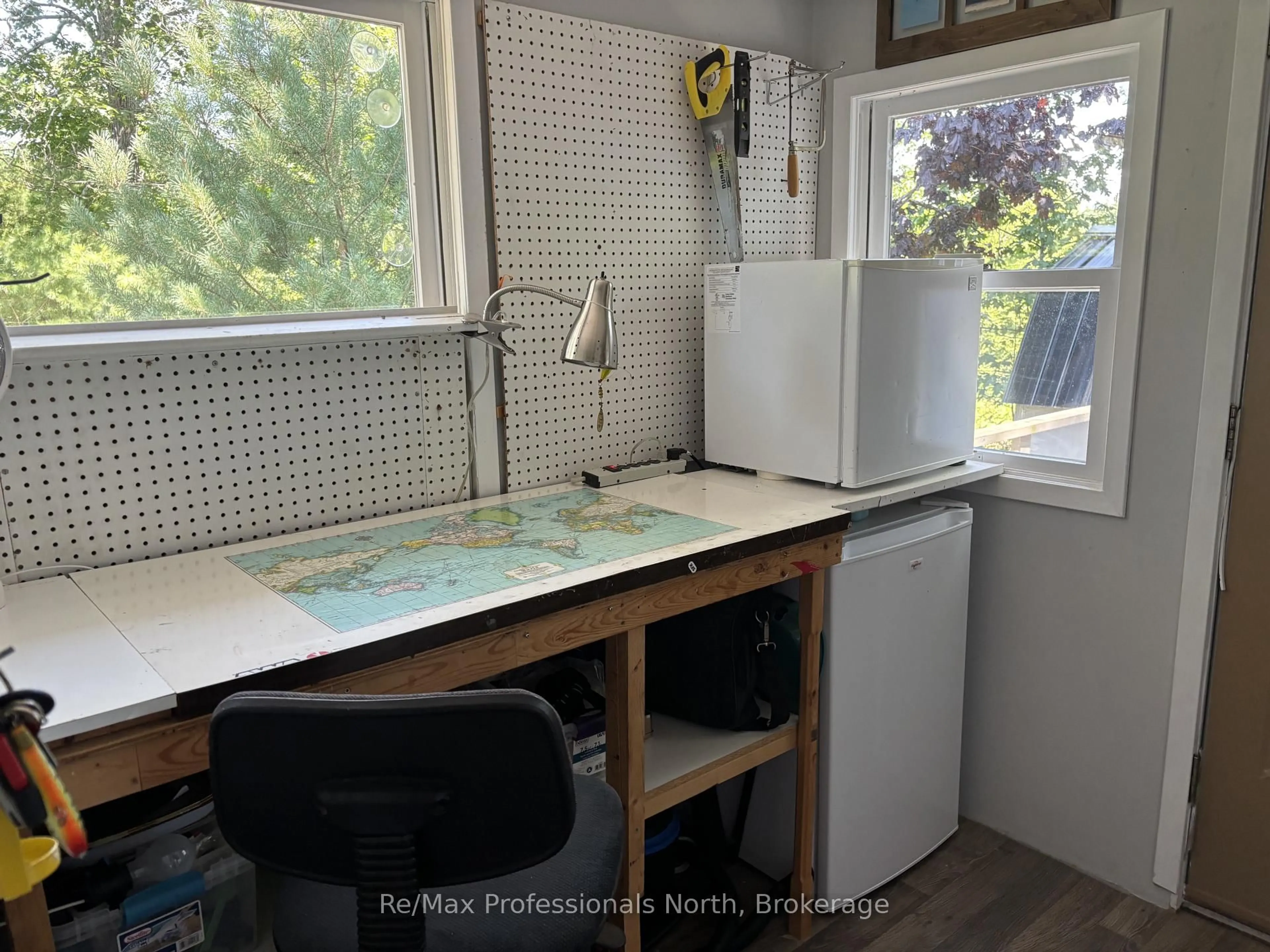 Standard kitchen, unknown for 1007 RACOON Rd #98, Gravenhurst Ontario P1P 1R1