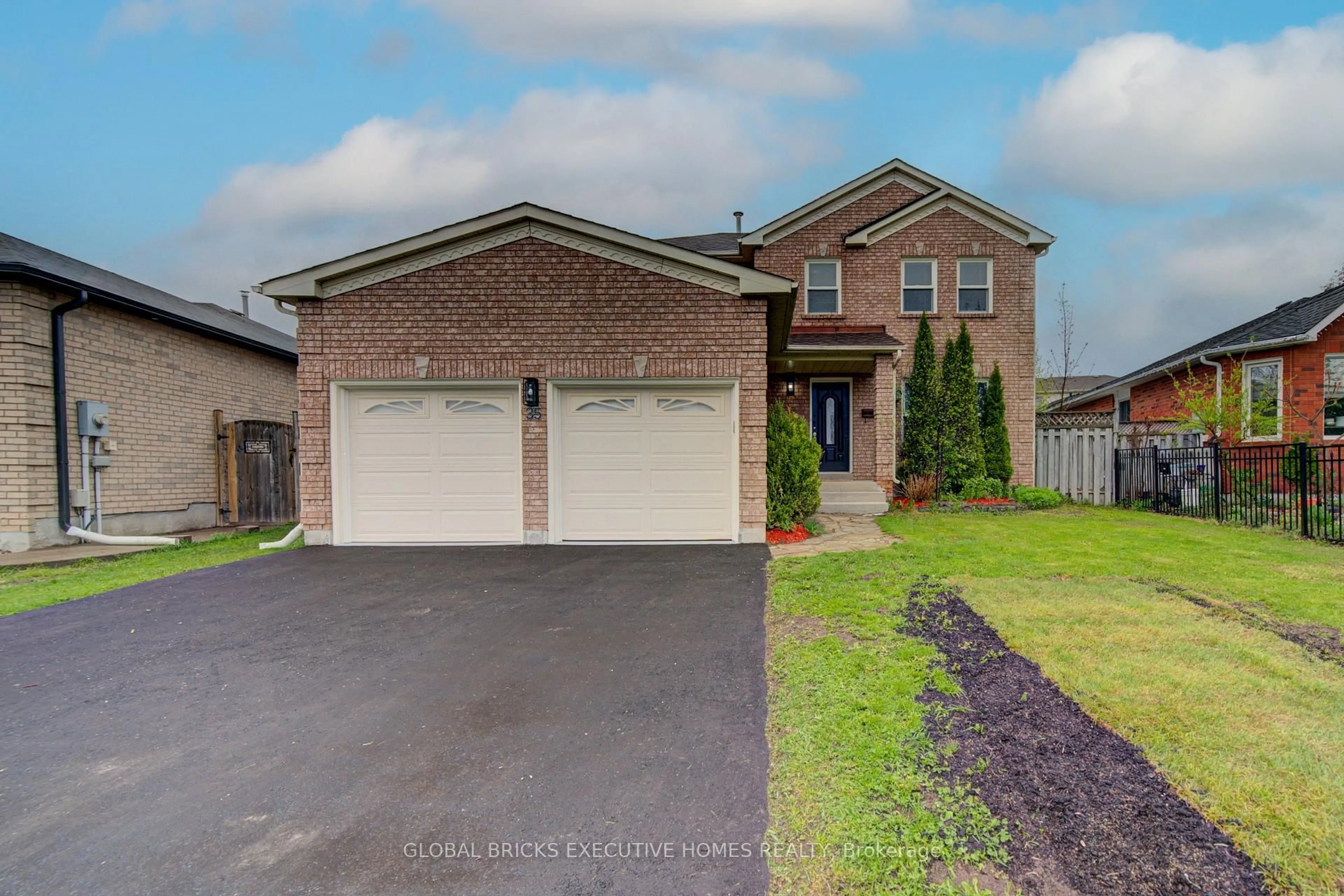 Home with brick exterior material, street for 35 Attwood Dr, Cambridge Ontario N1T 1L4