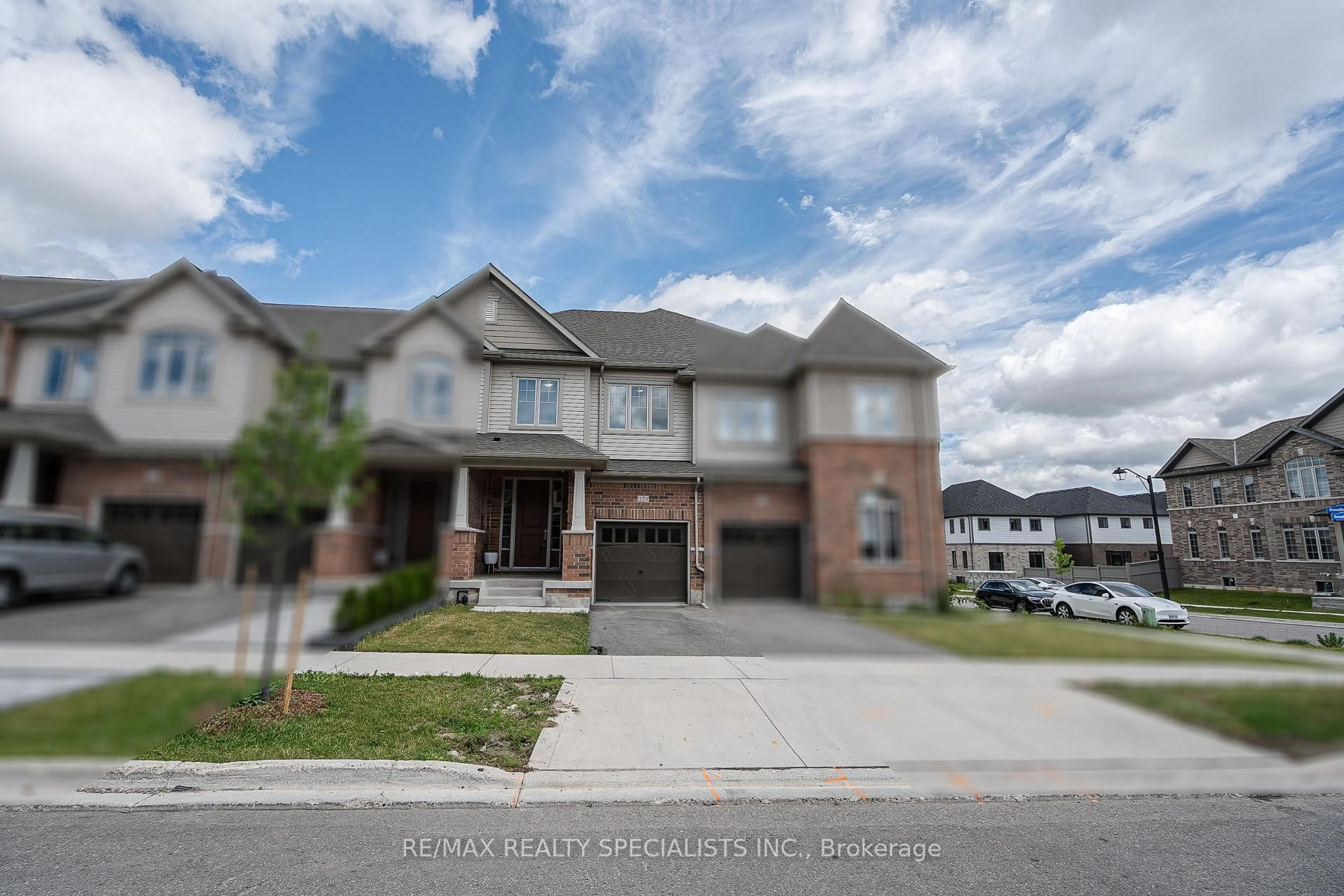 Home with brick exterior material, street for 225 Broadacre Dr, Kitchener Ontario N2R 0S6