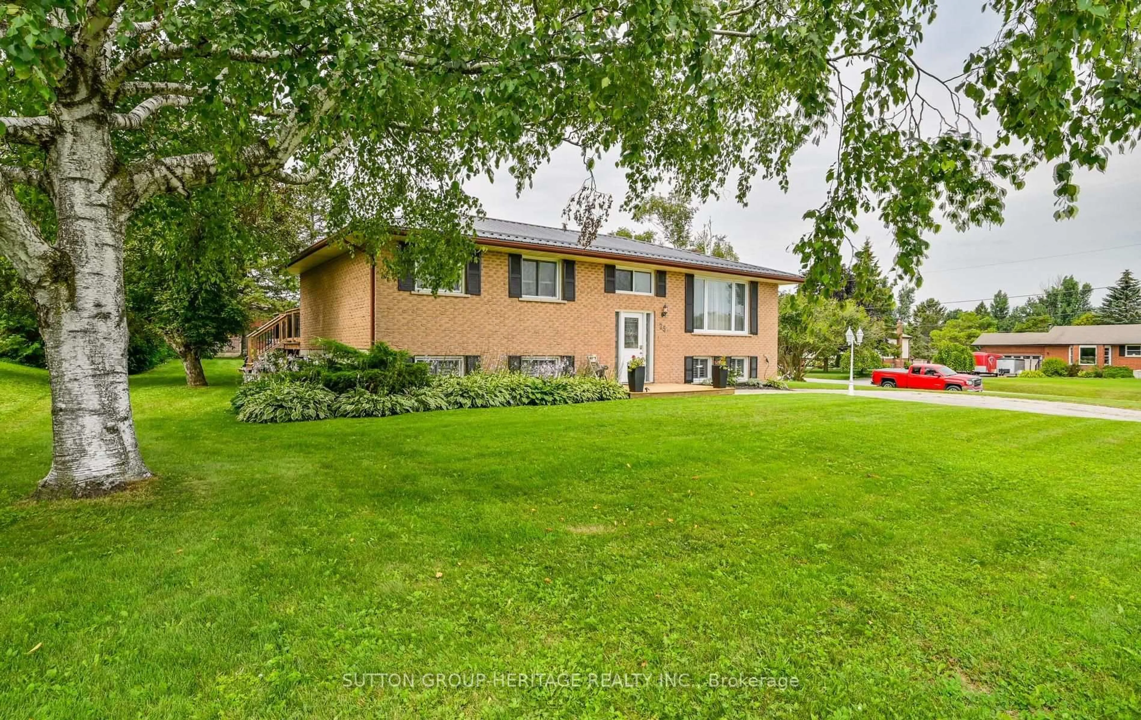 Unknown for 25 Manvers Dr, Kawartha Lakes Ontario L0B 1K0